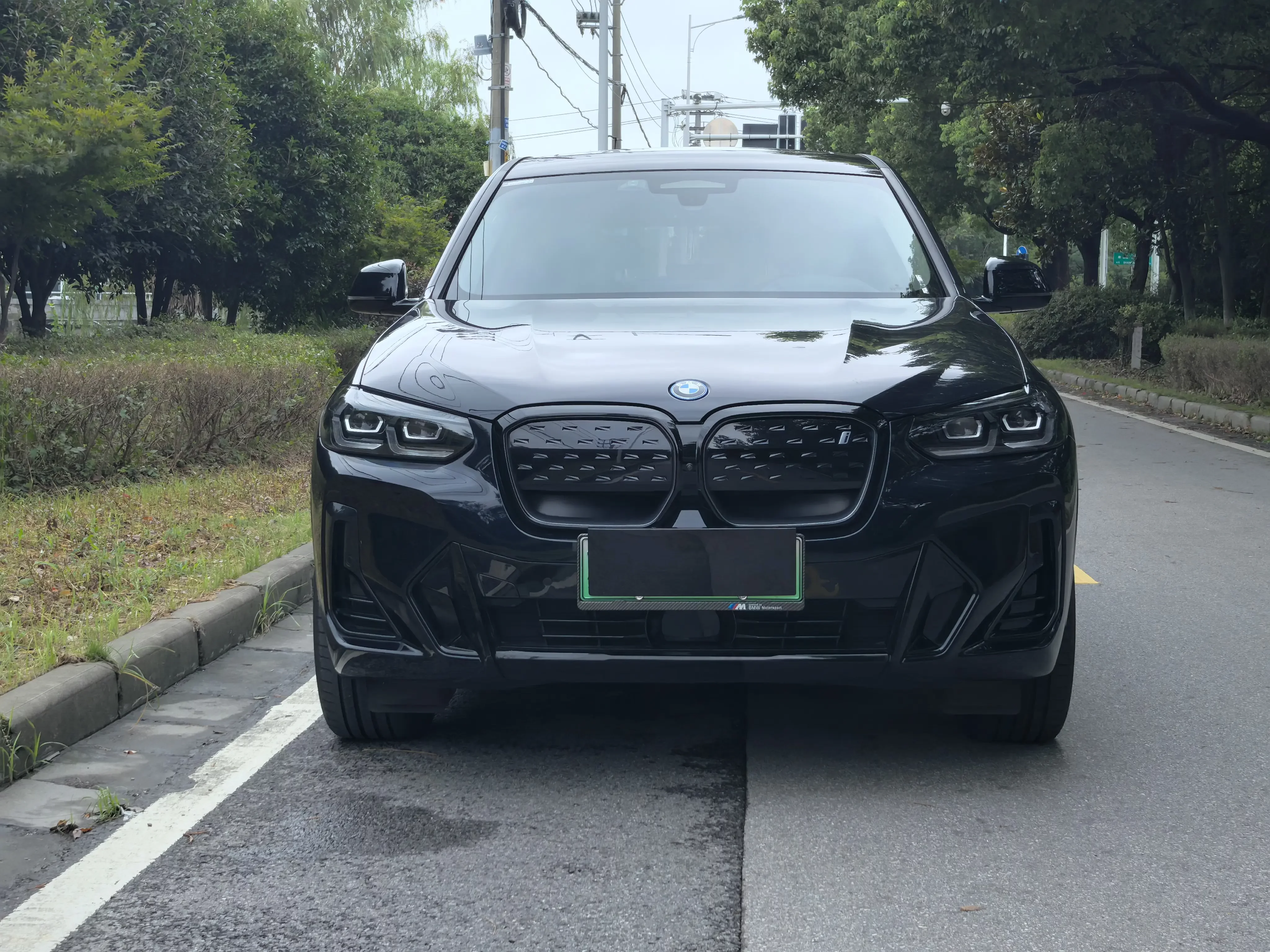 BMW iX3