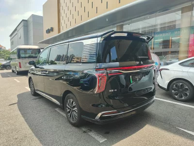 Hongqi HQ9 PHEV