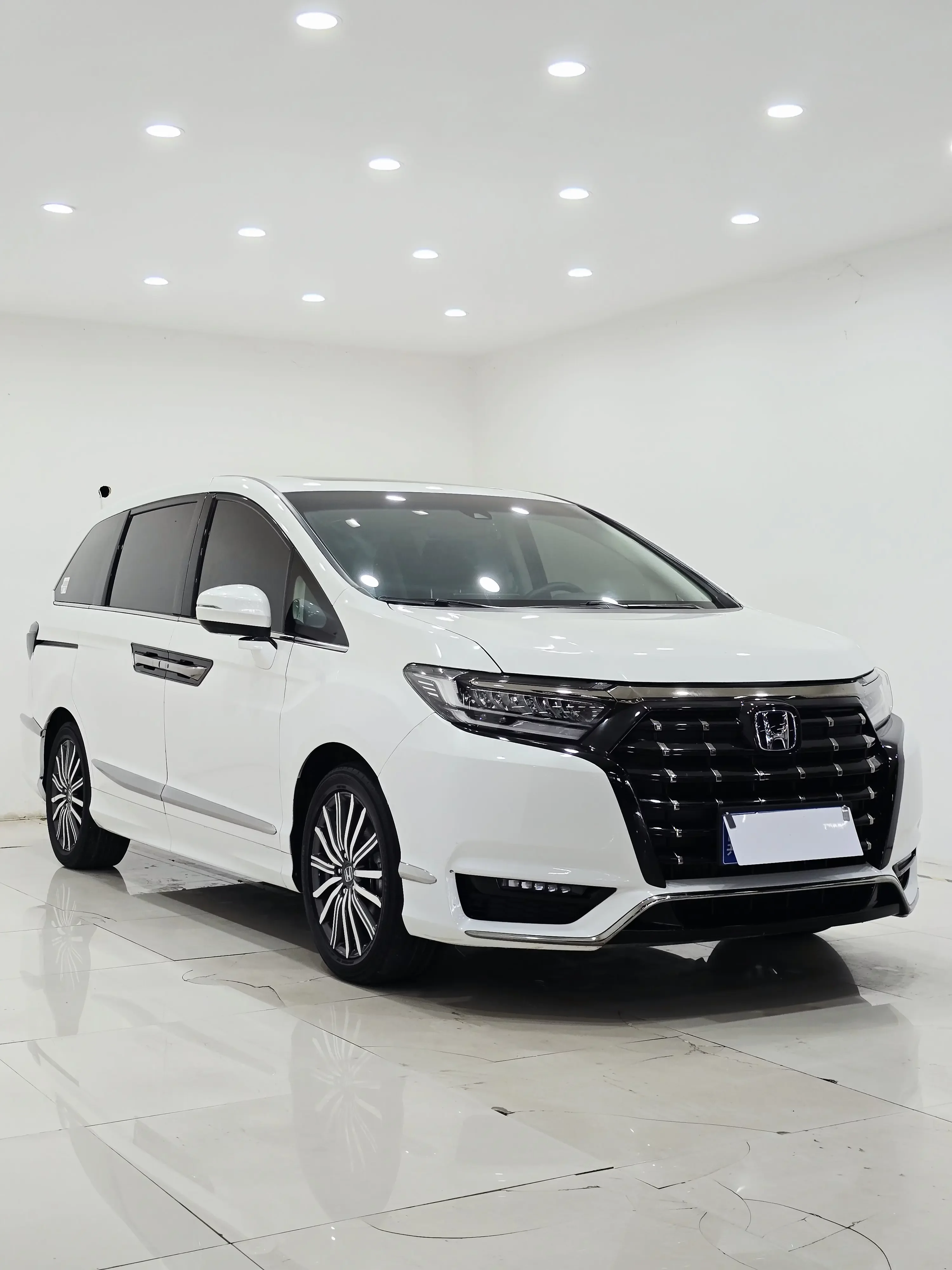 Honda Elysion (Alison)