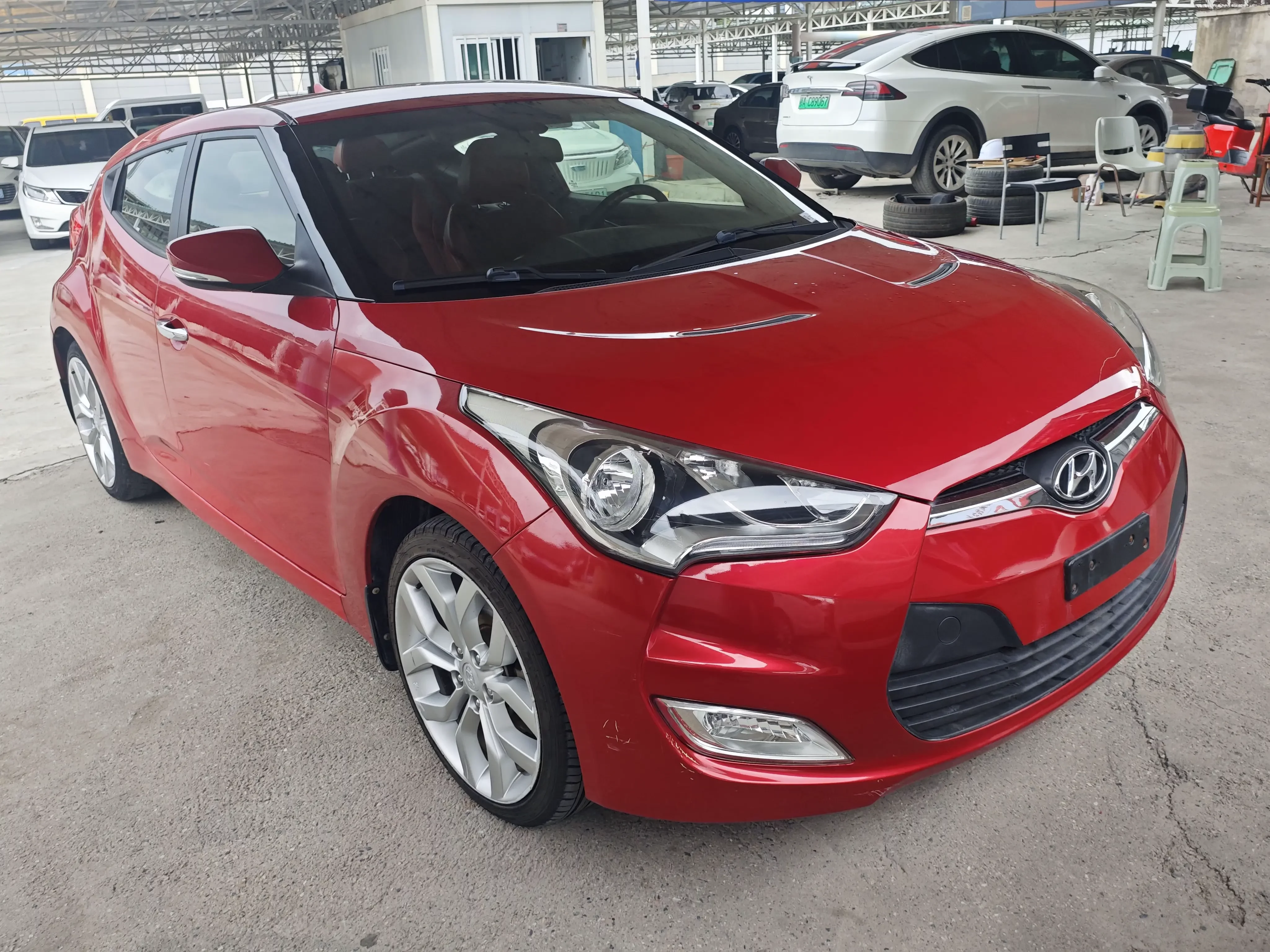 Hyundai Veloster