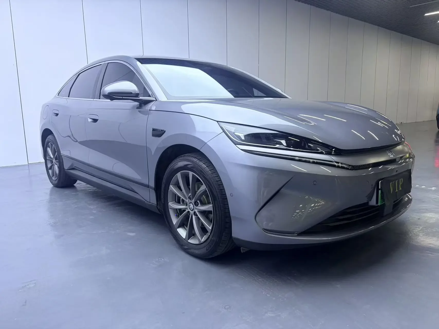 BYD Qin L EV