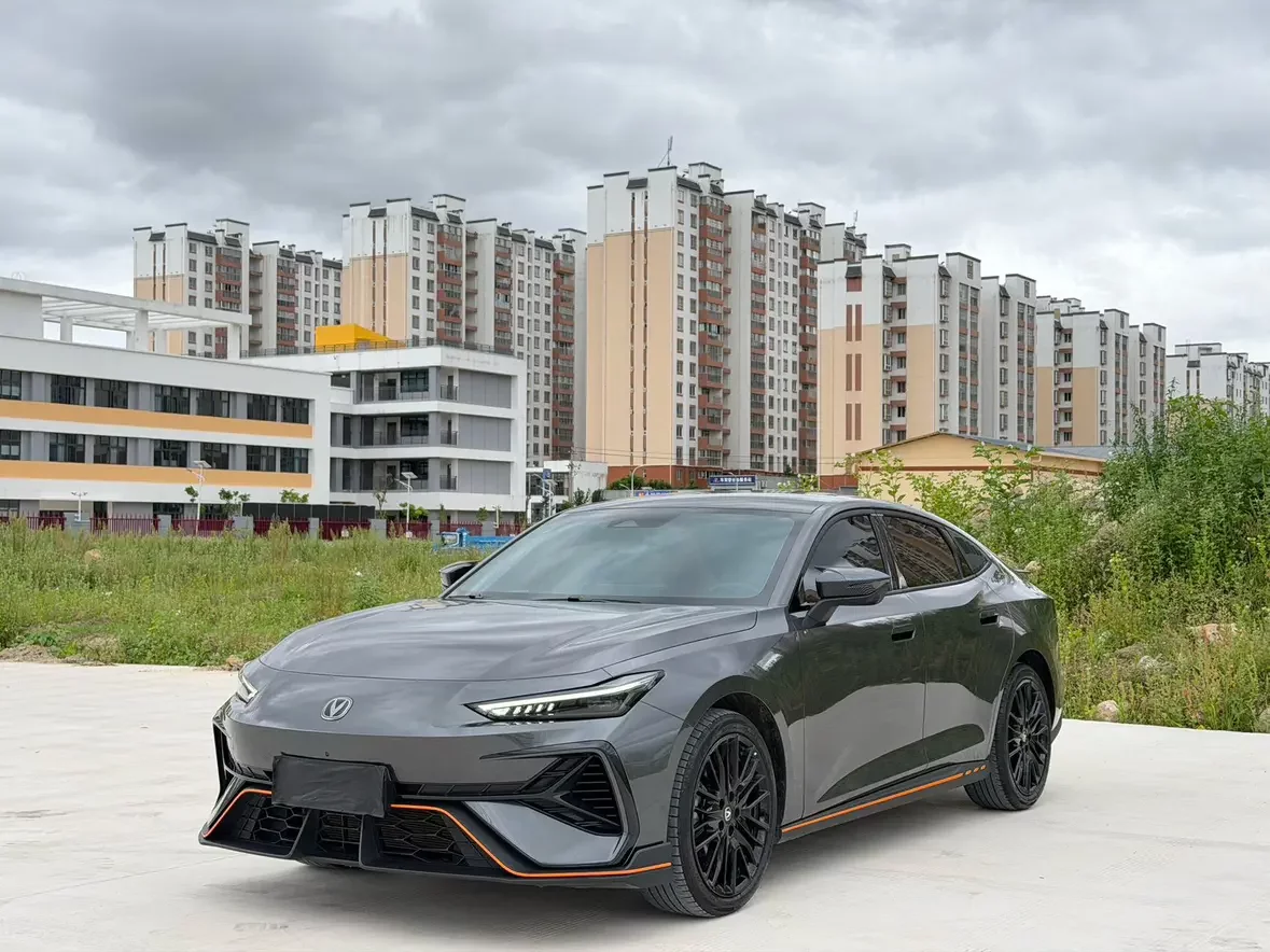 Changan UNI-V