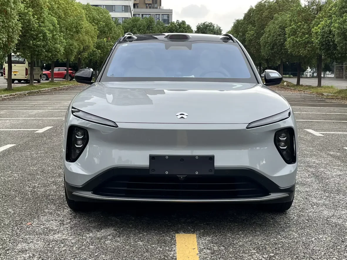 NIO ES6