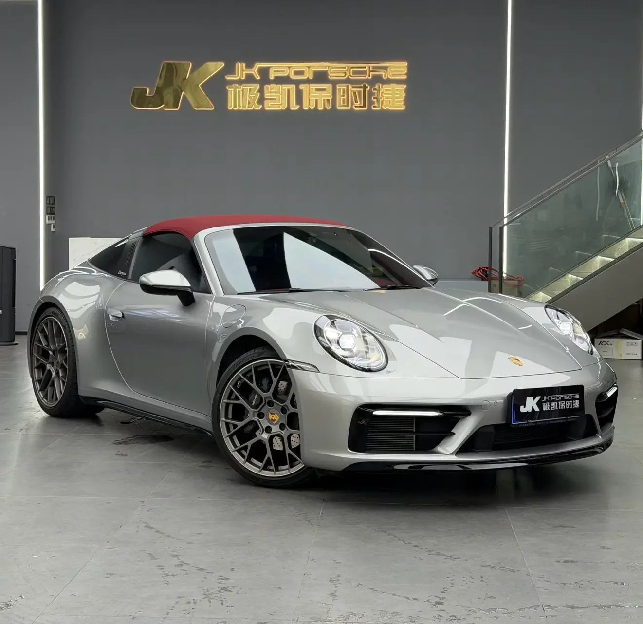 Porsche 911