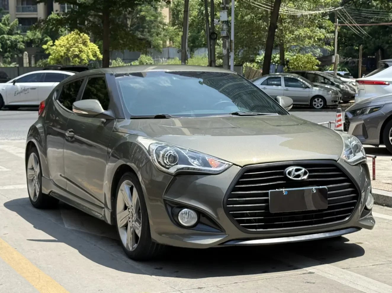 Hyundai Veloster