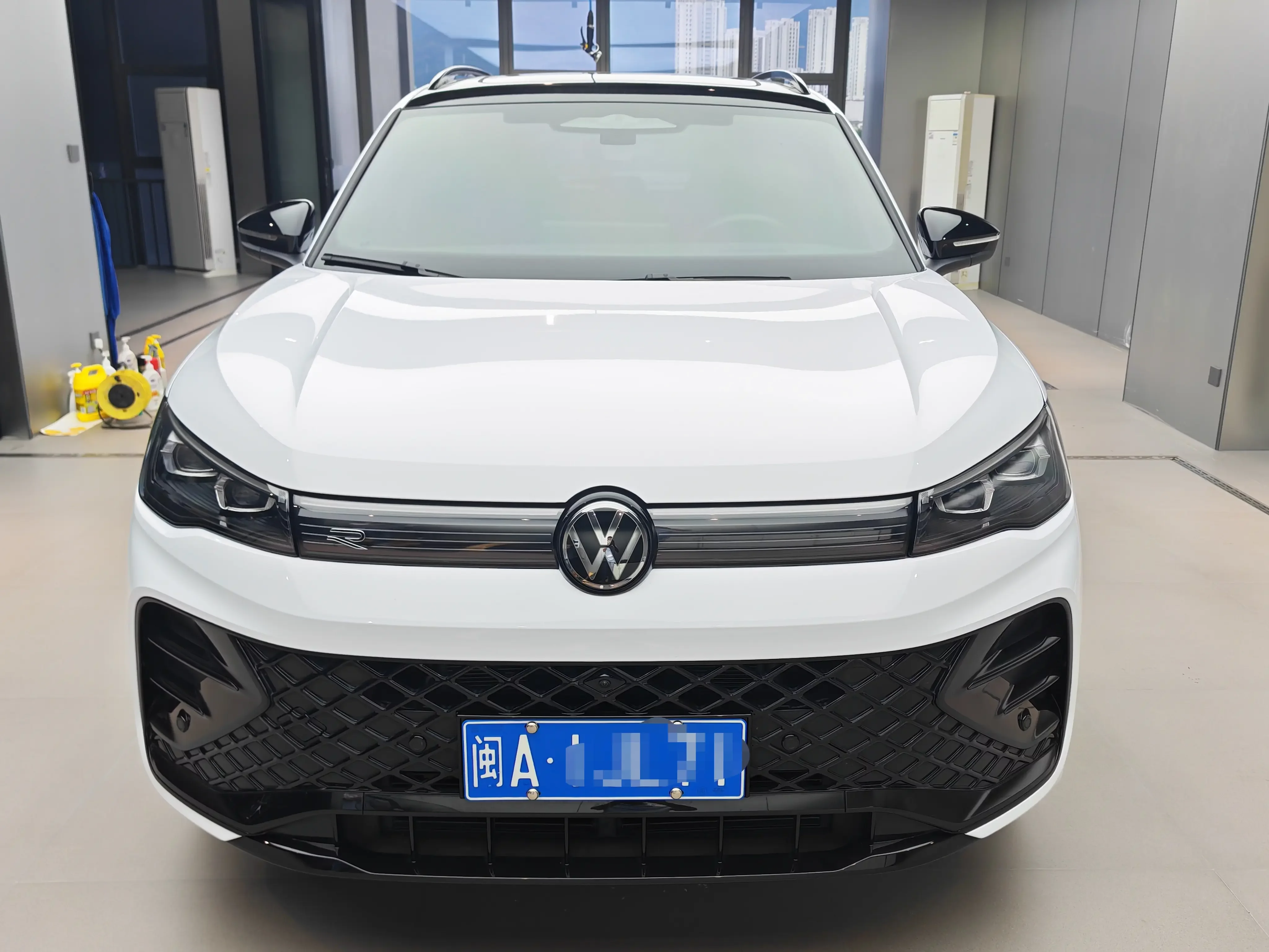 Volkswagen Tiguan L