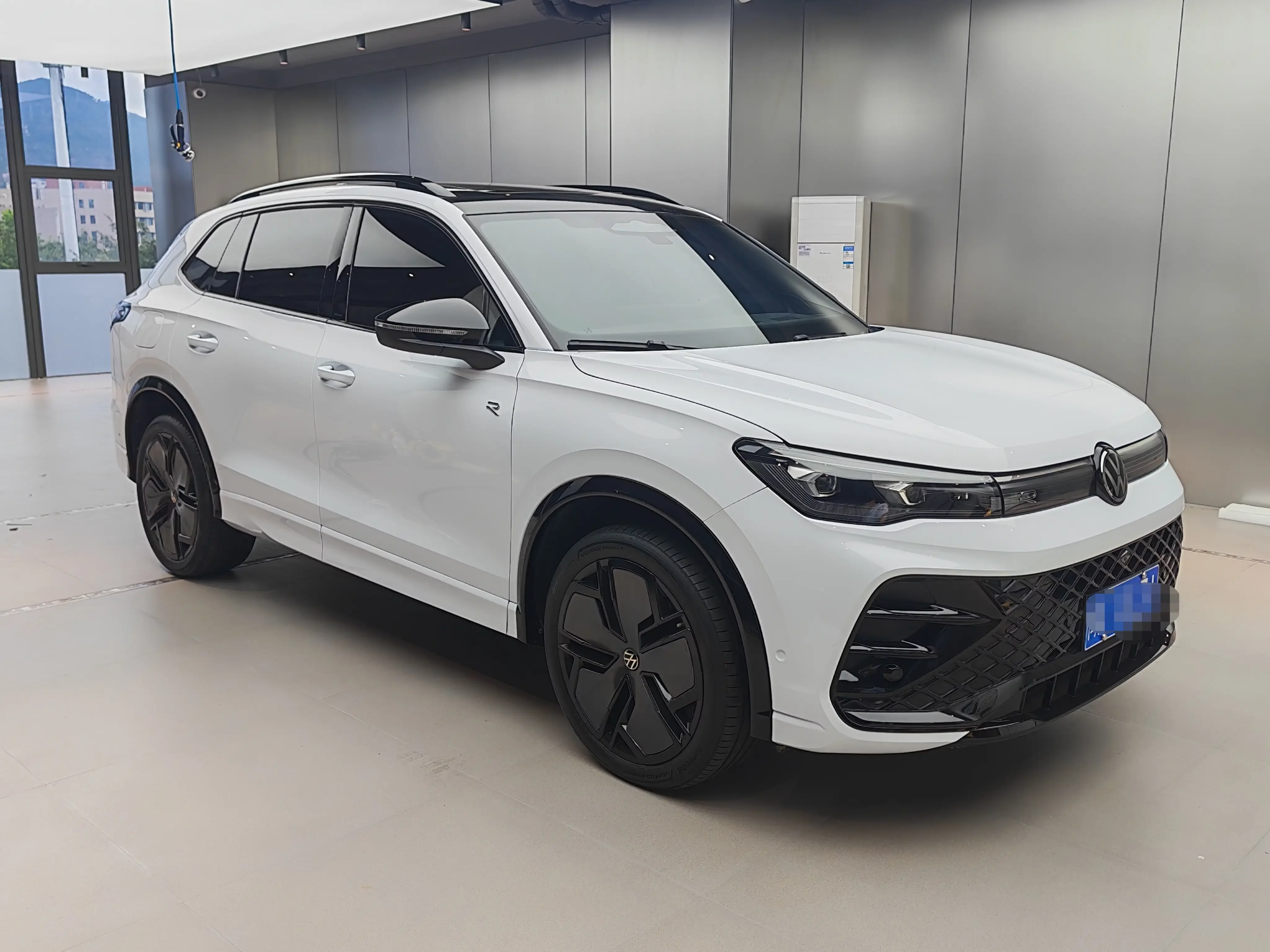 Volkswagen Tiguan L