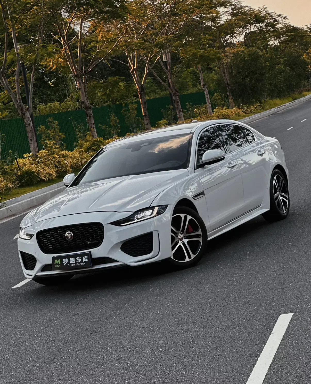 Jaguar XEL