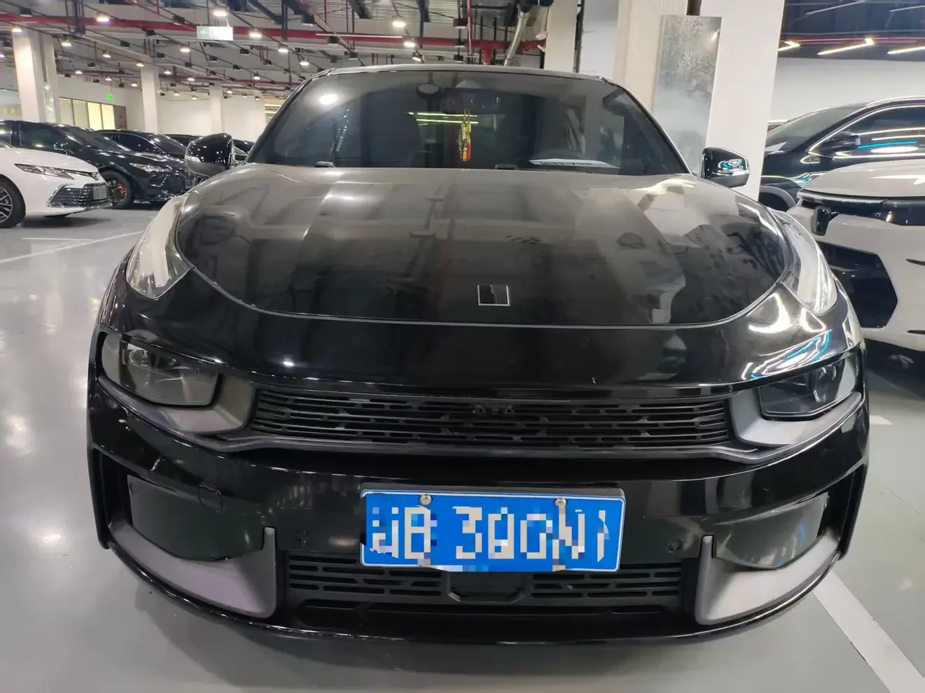 Lynk & Co 03