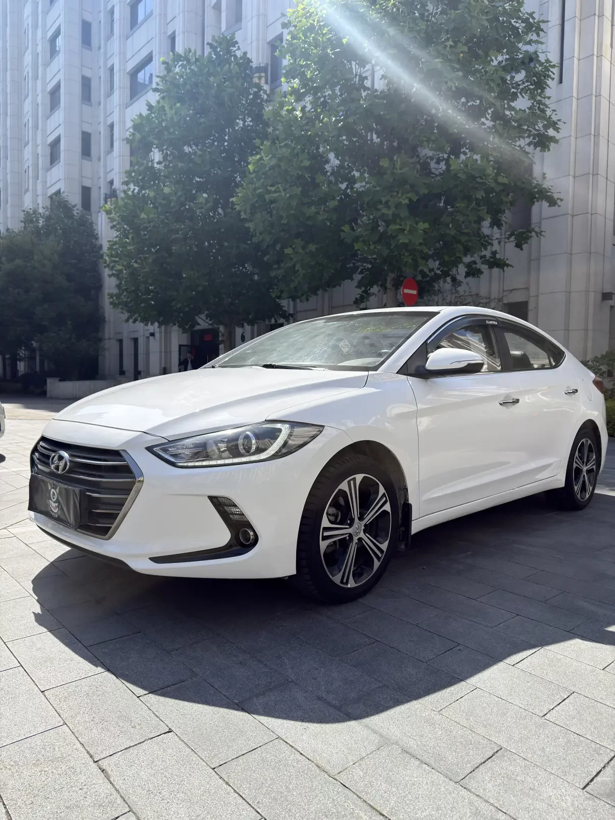 Hyundai lead