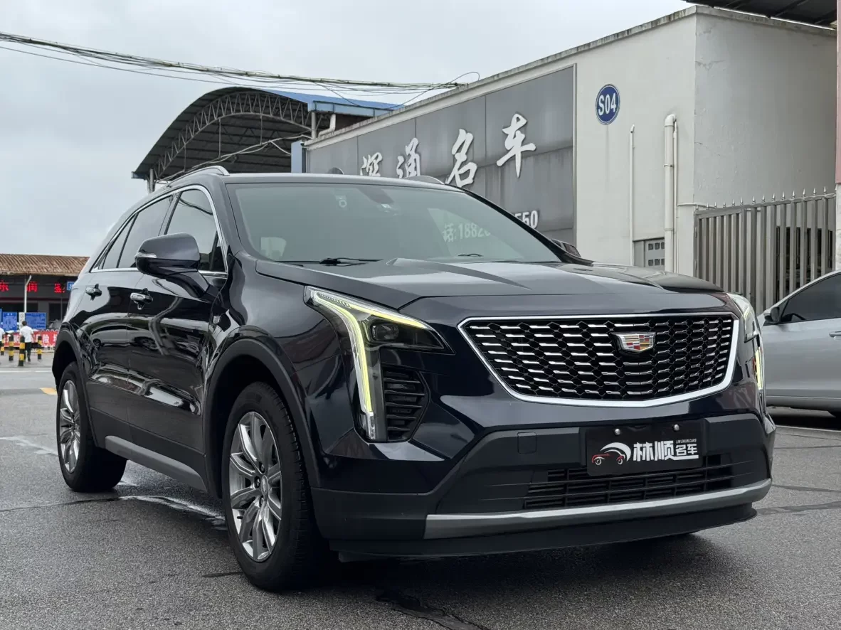 Cadillac XT4
