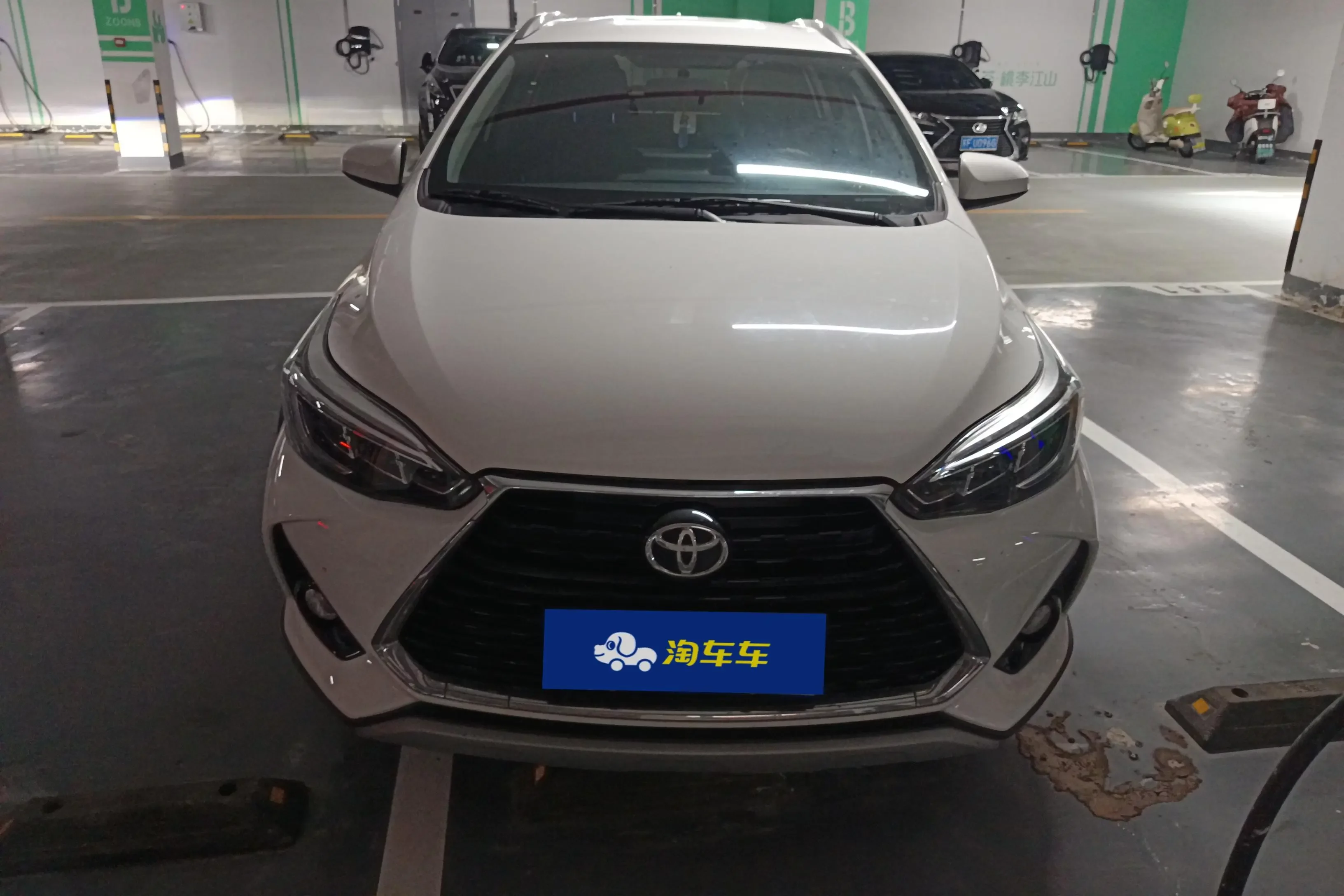 Toyota Yaris L
