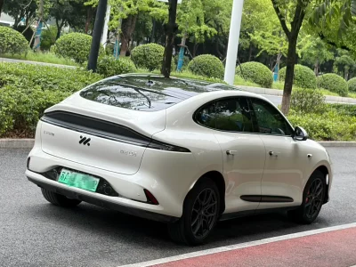 IM Motors Zhiji LS6