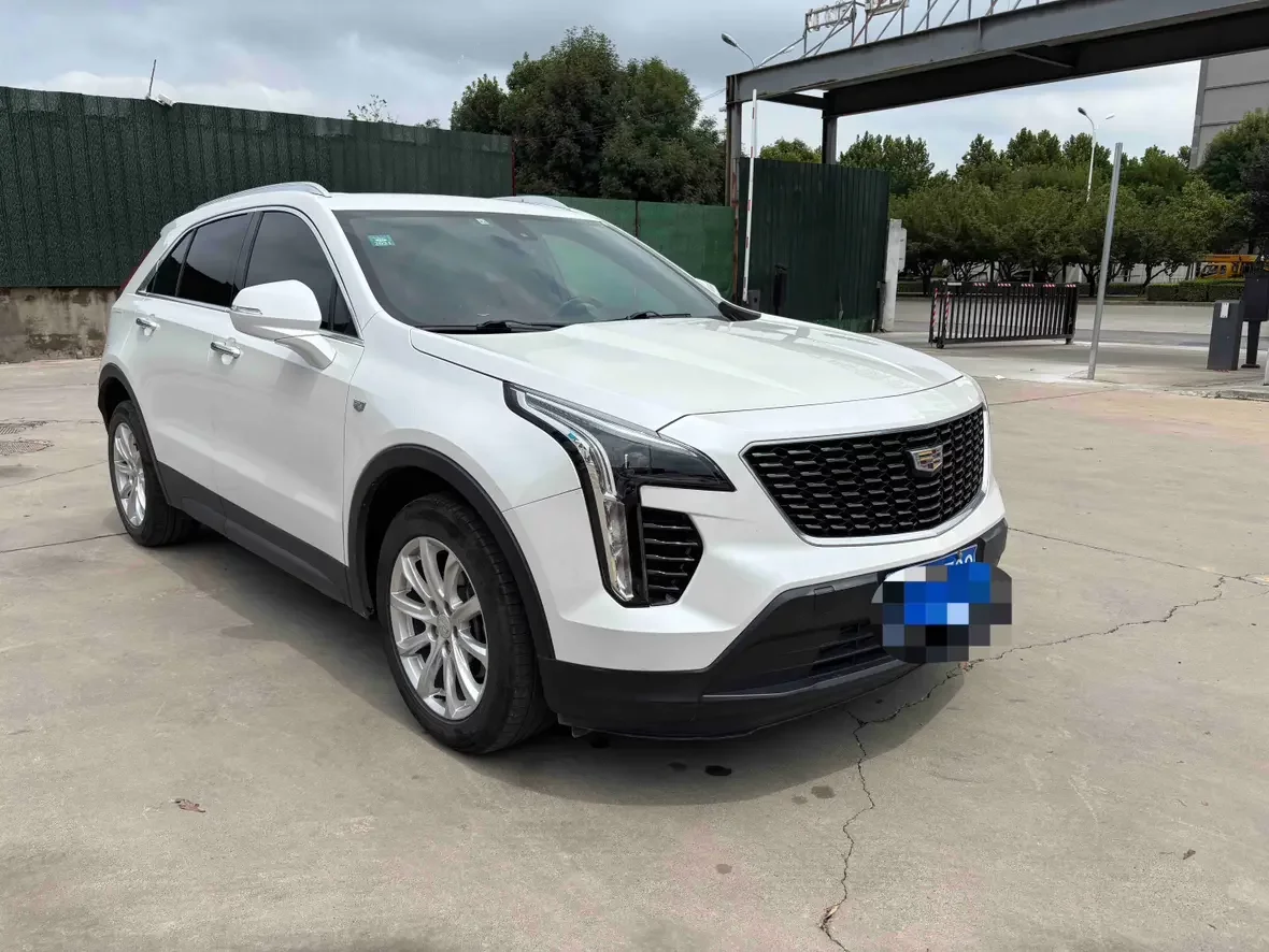 Cadillac XT4