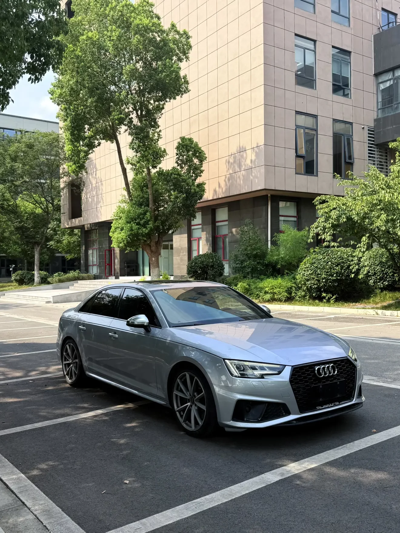 Audi S4