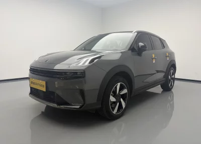 Lynk & Co 06