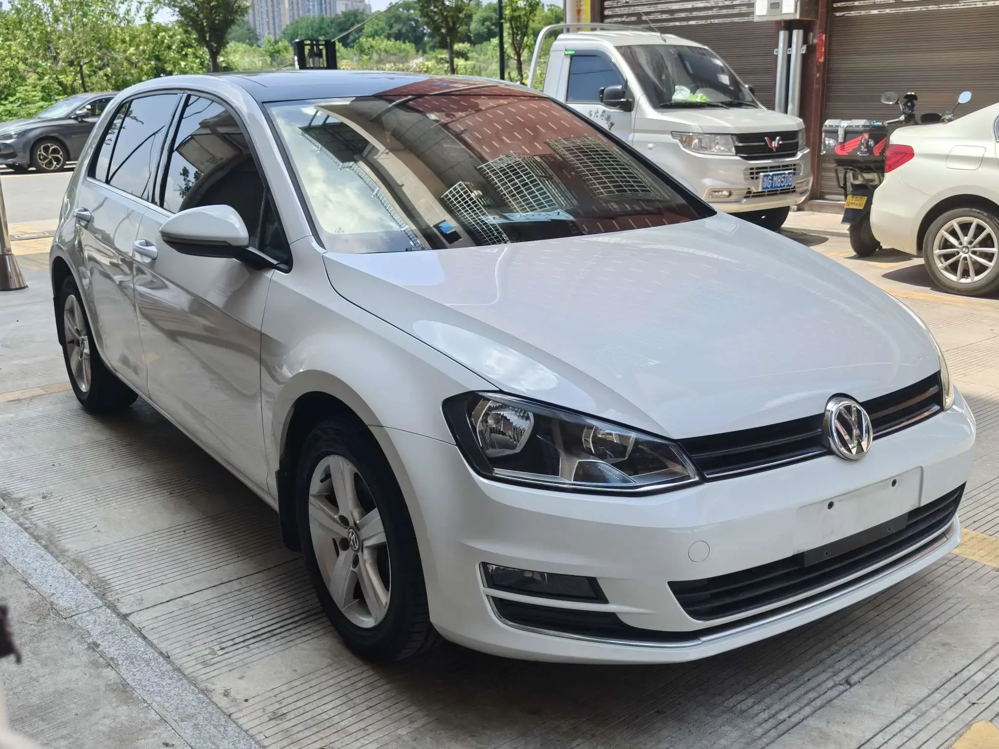 Volkswagen golf