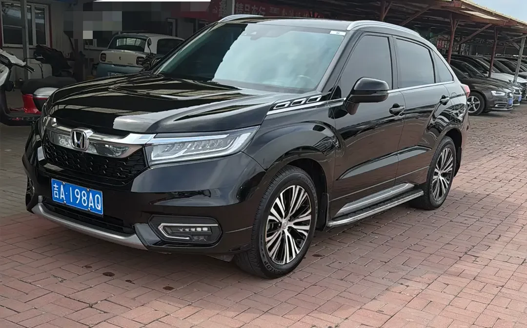 Honda Avancier (Crown Road)