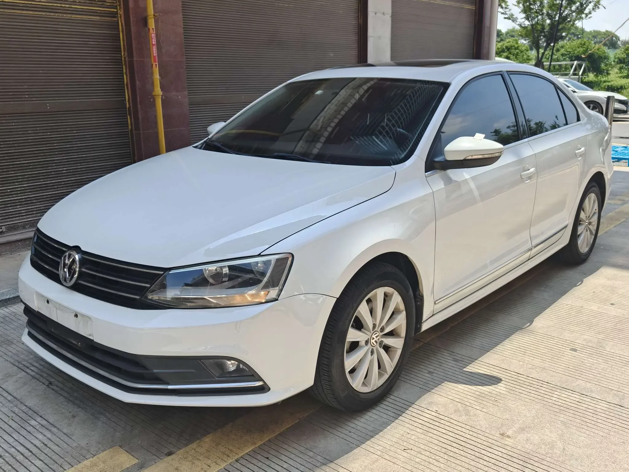 Volkswagen Sagitar