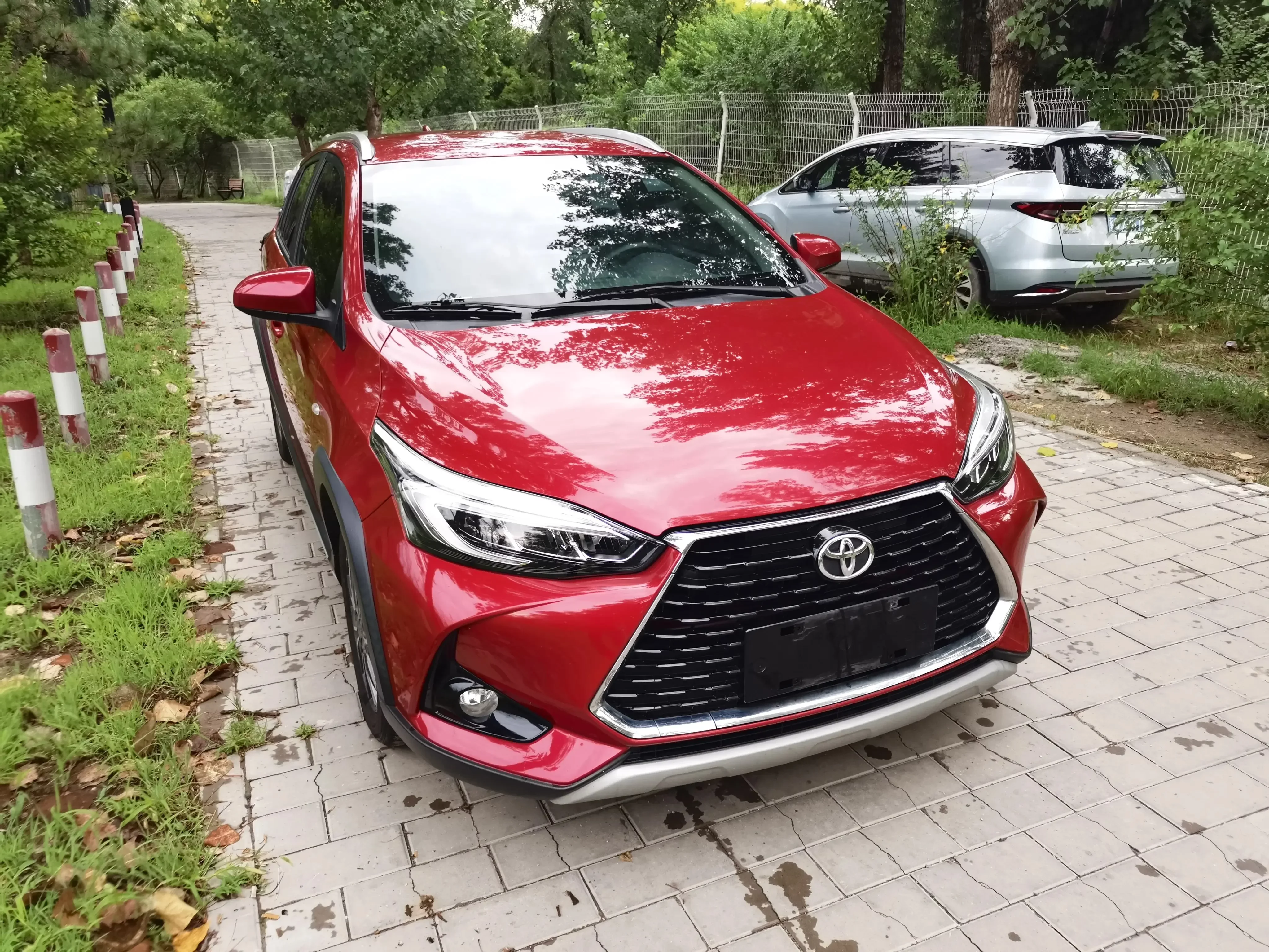 Toyota Yaris L