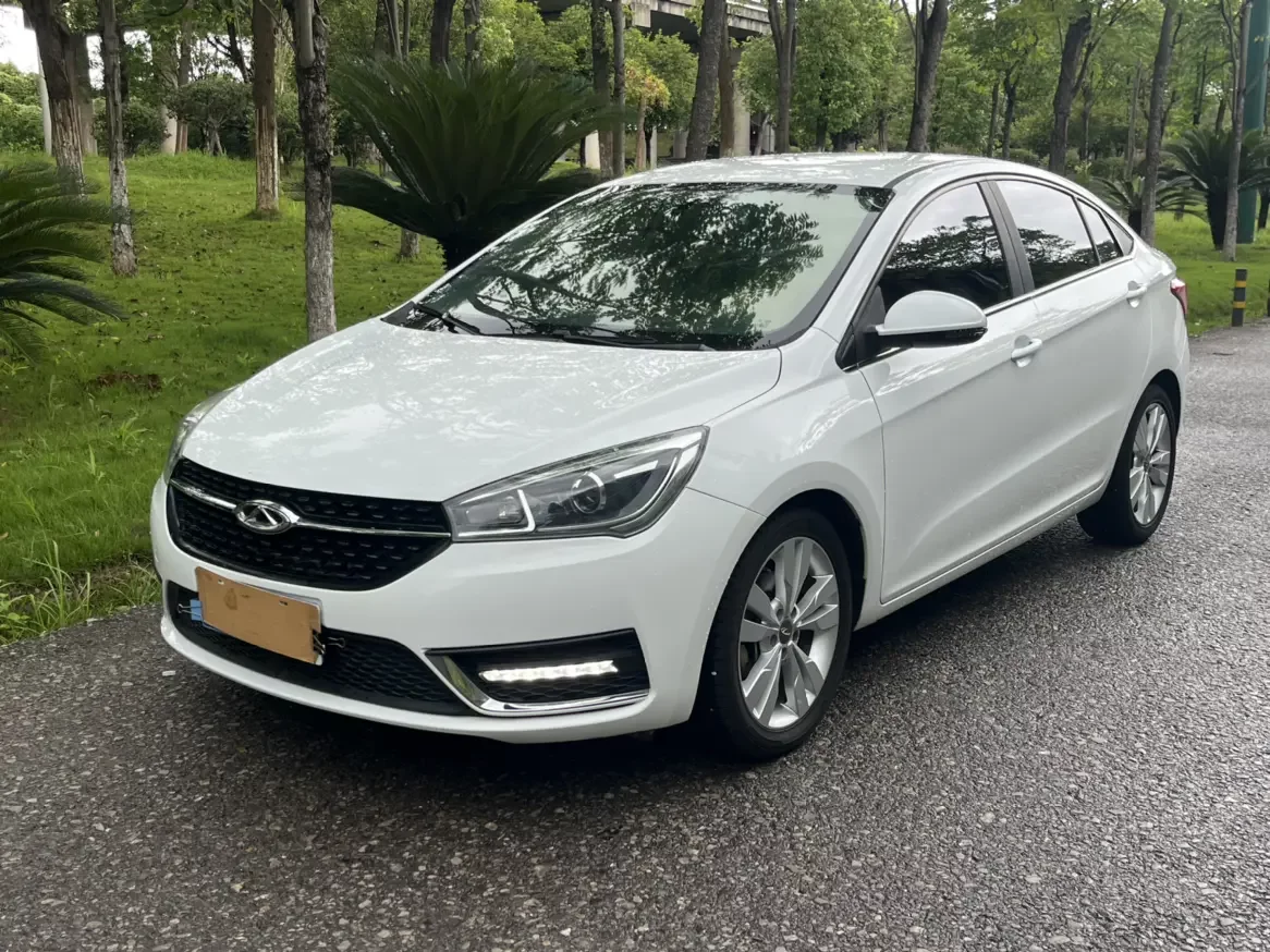 Chery Arrizo 5