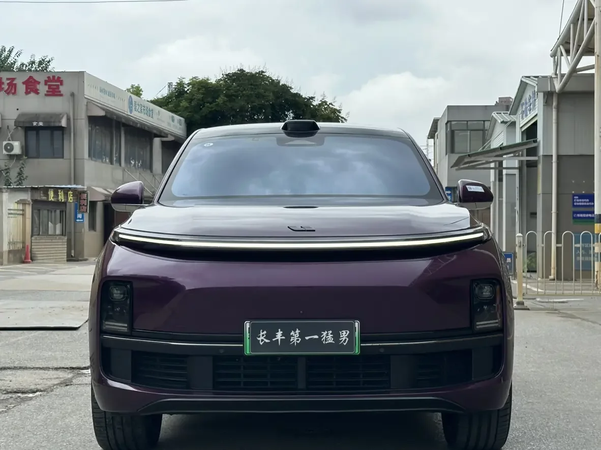 Li L9 (Ideal L9)