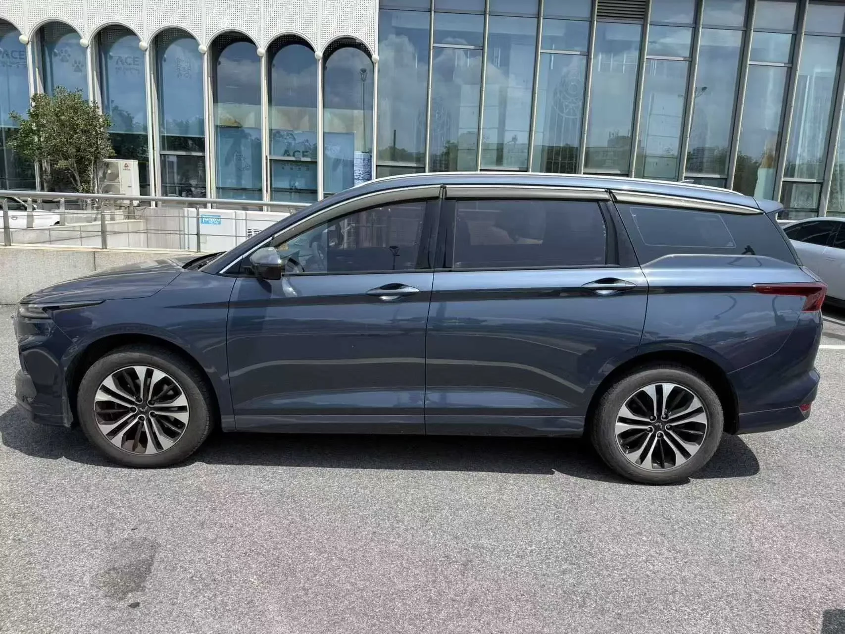 Wuling Capgemini Victory