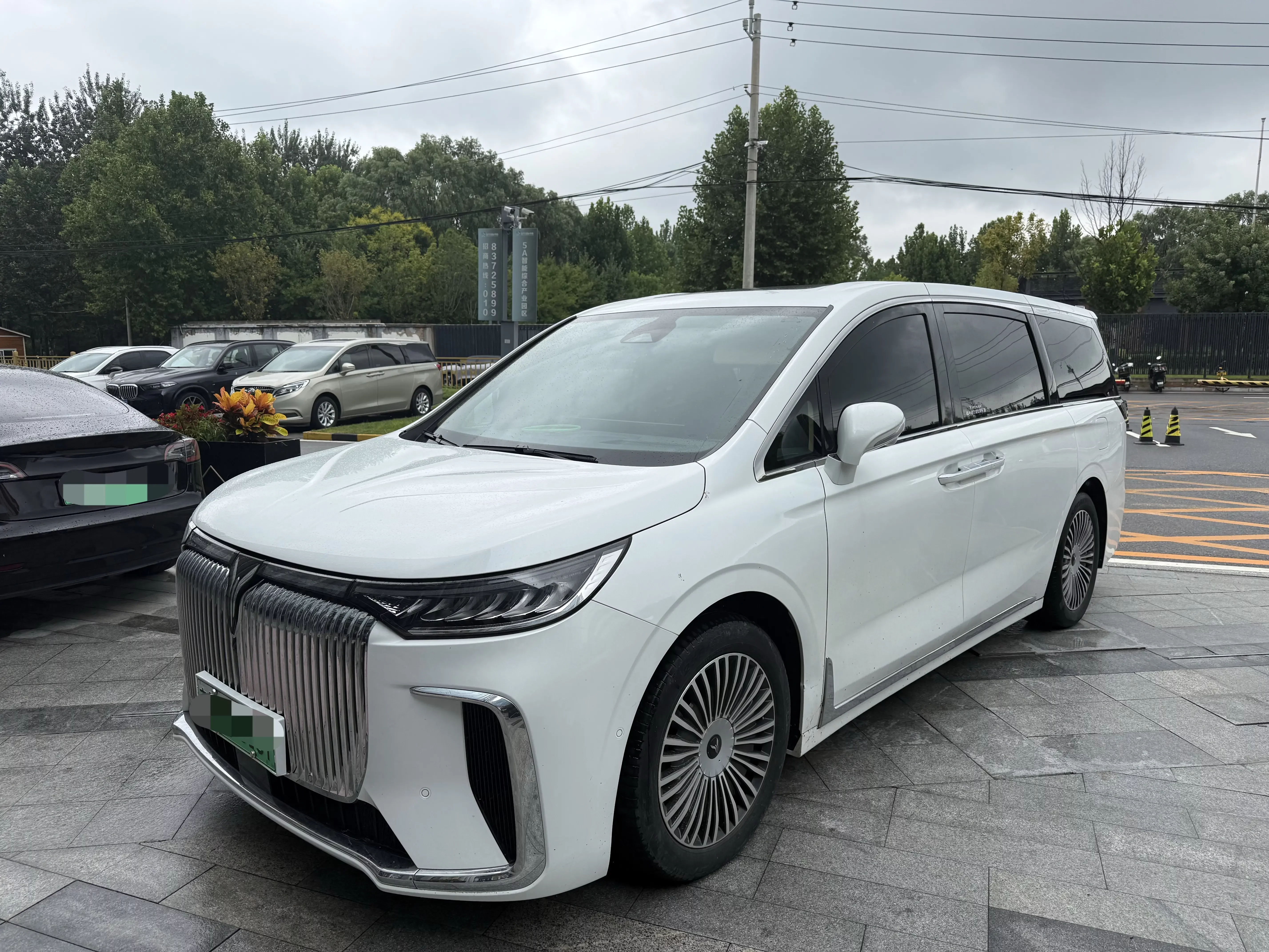 Voyah Lantu Dreamer PHEV