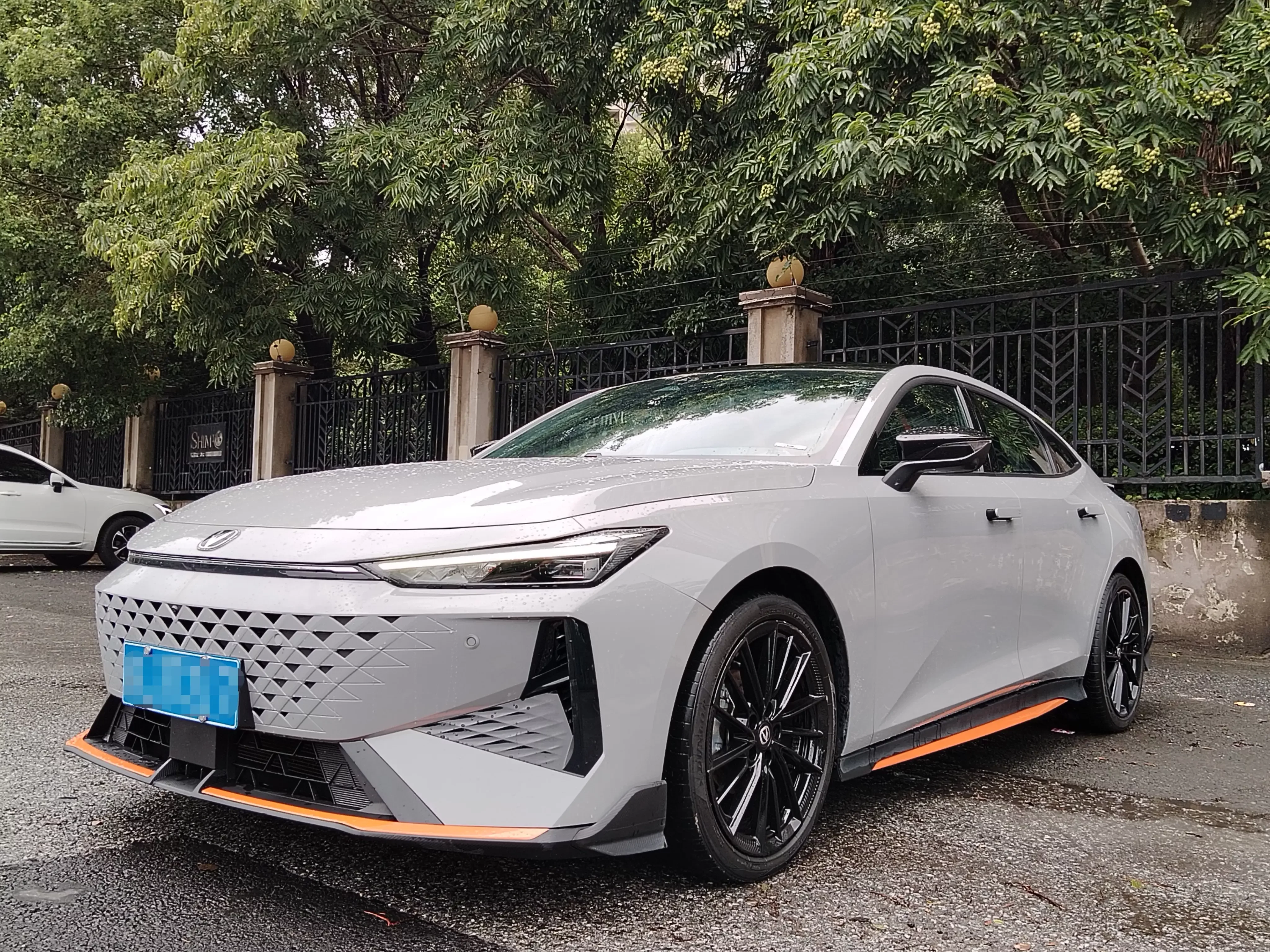 Changan UNI-V