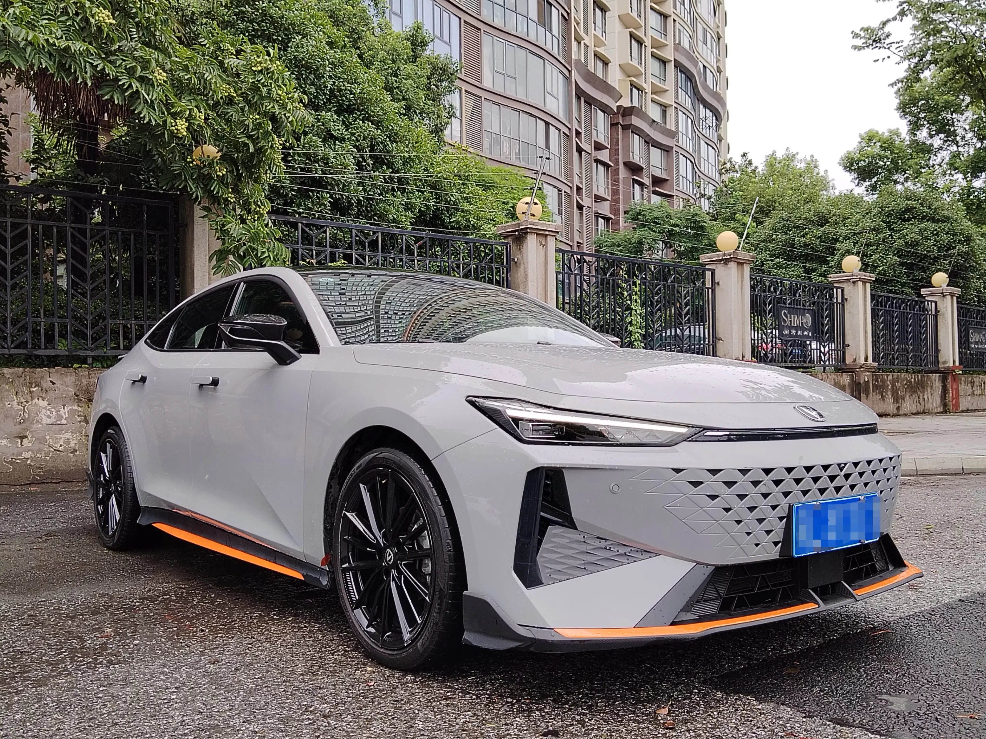 Changan UNI-V