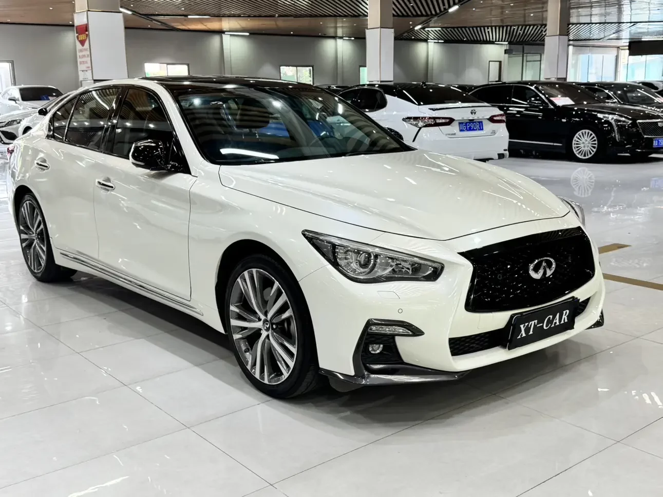 Infiniti Q50L