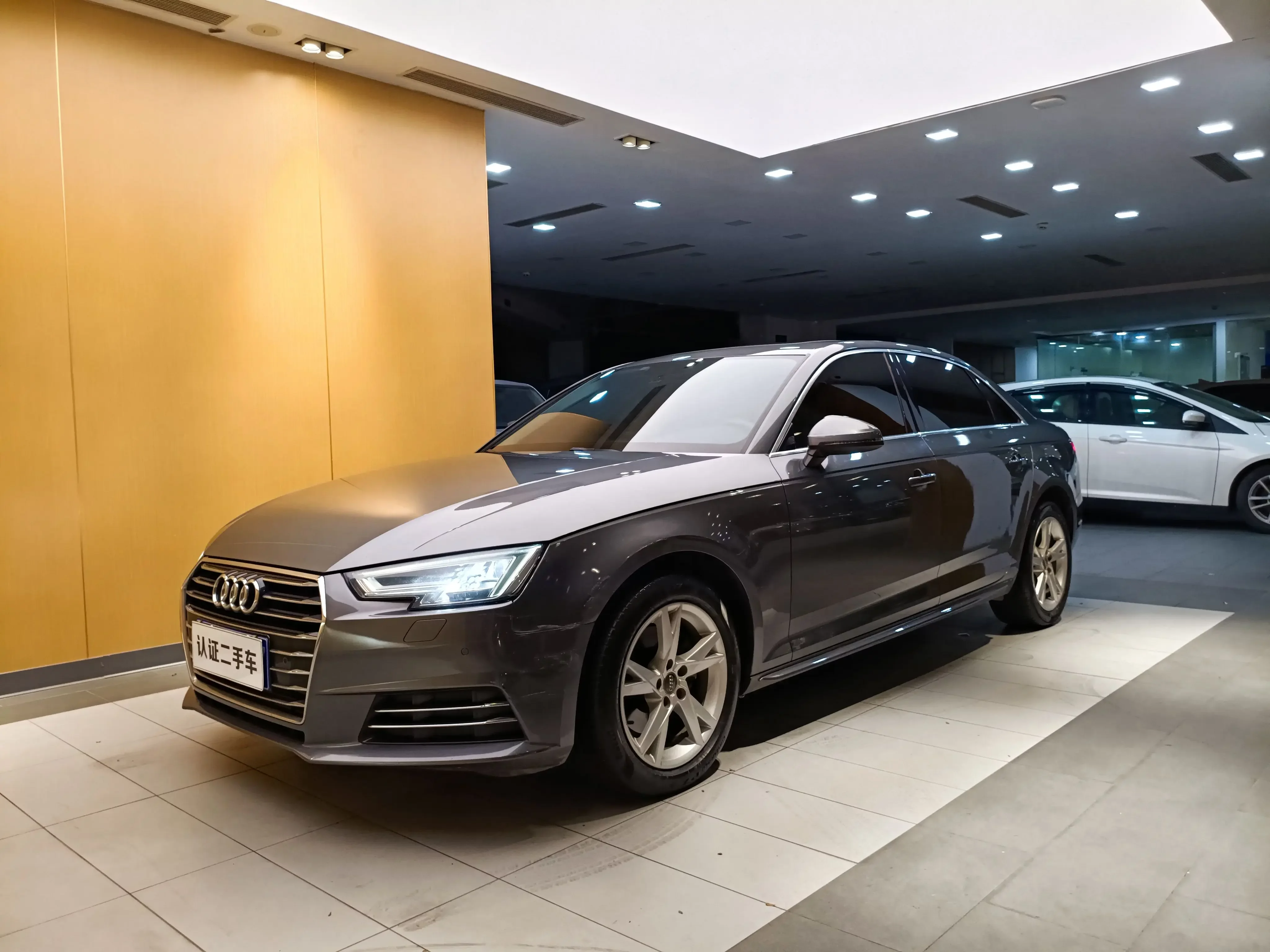 Audi A4L