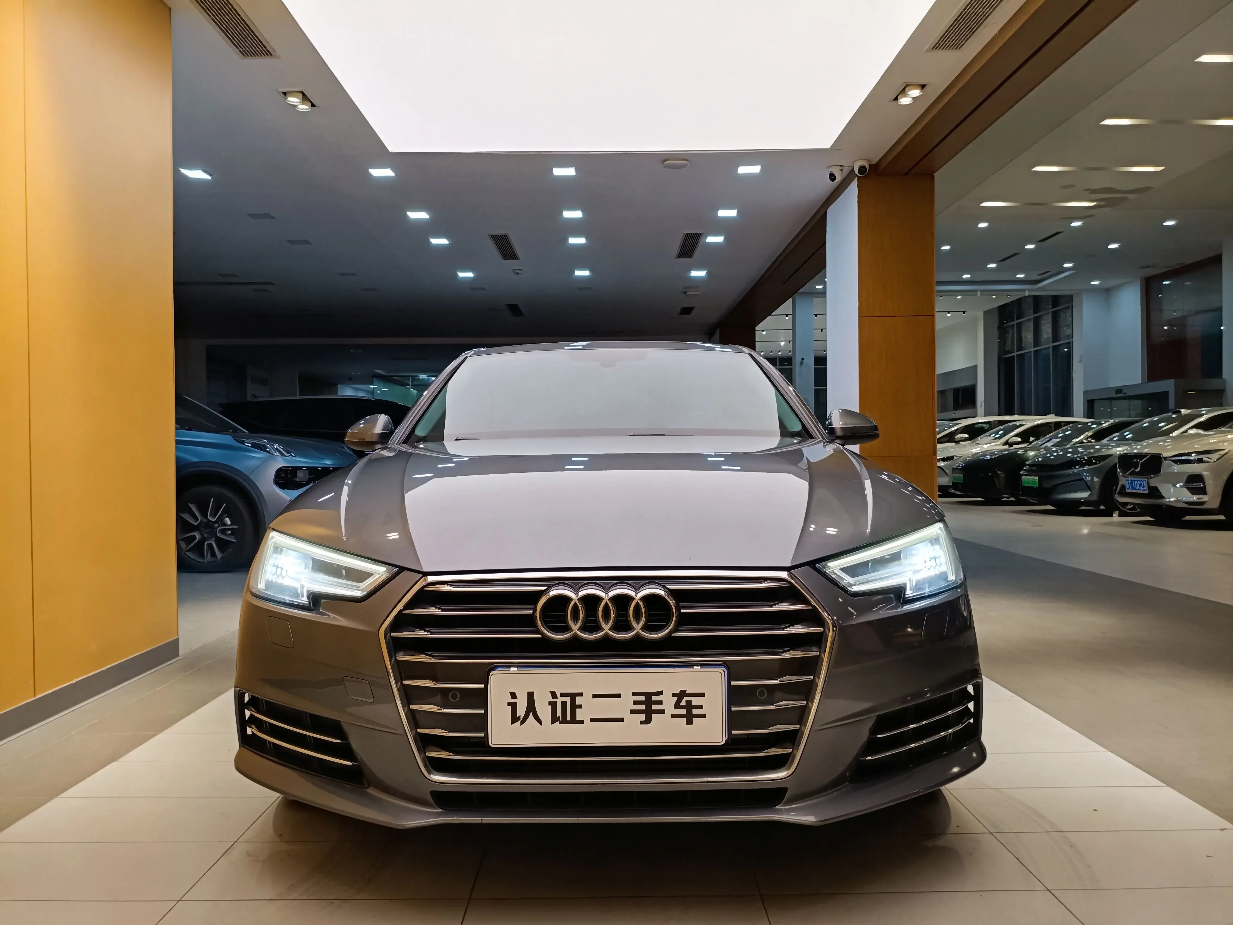 Audi A4L