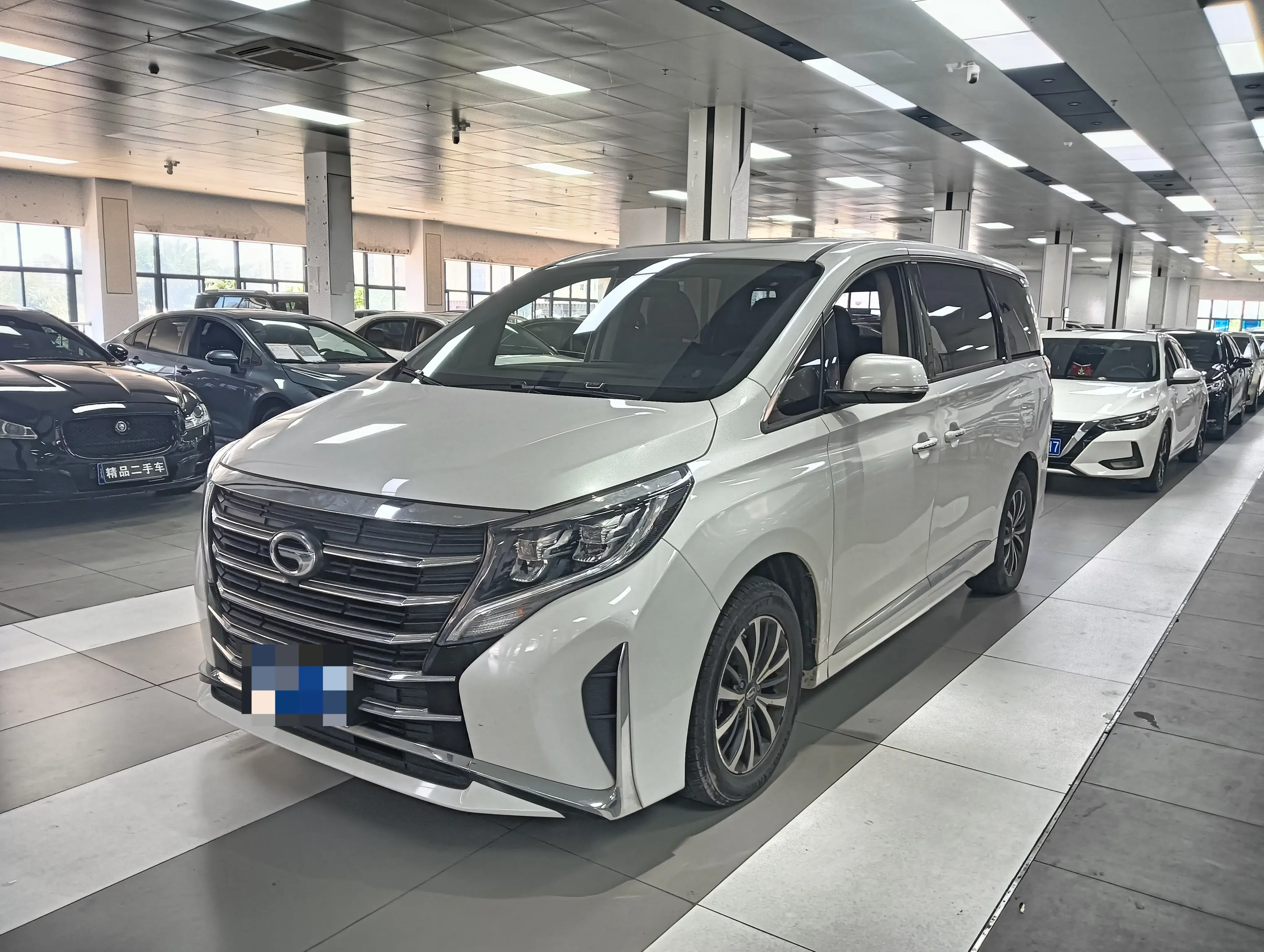 GAC Trumpchi M8
