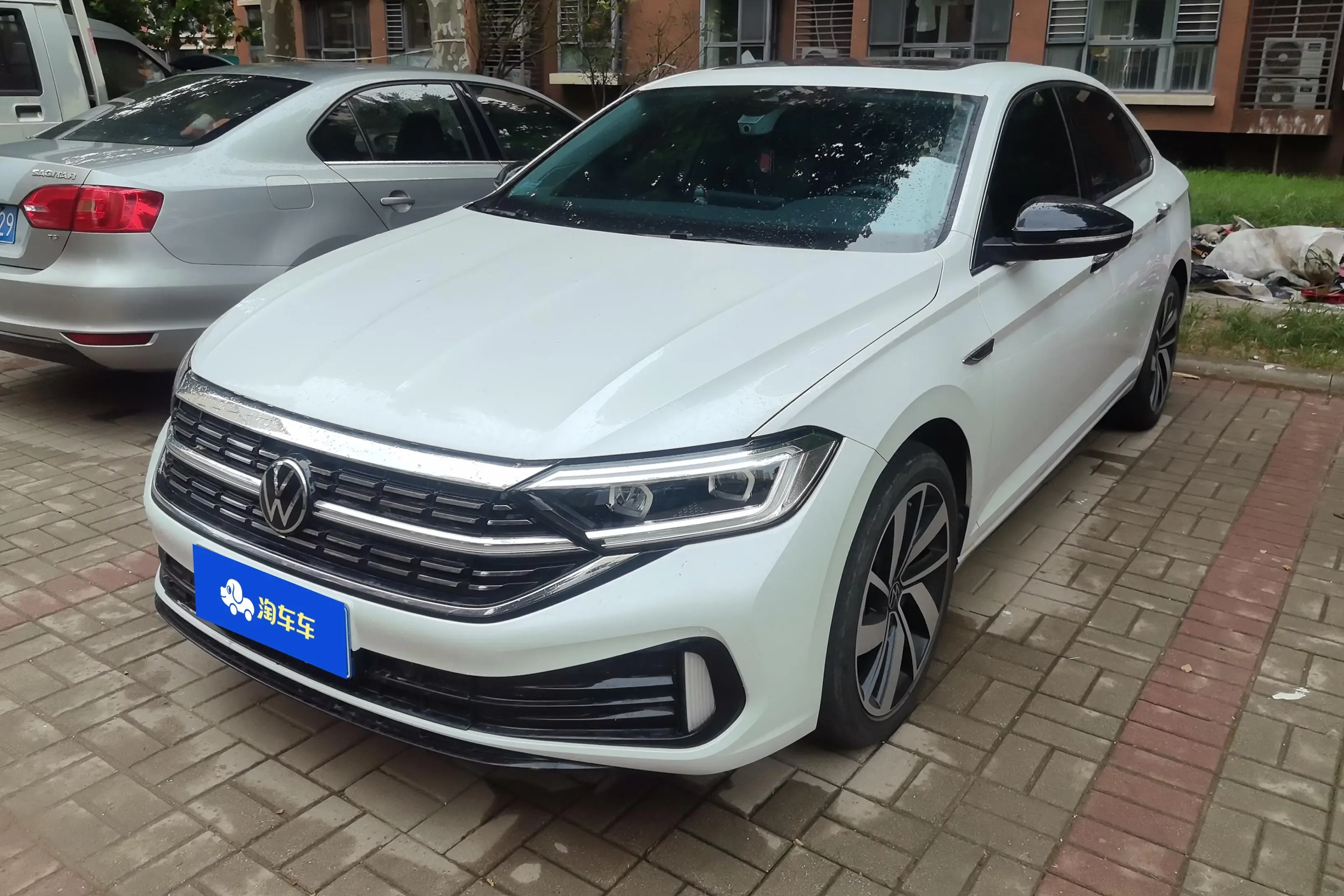 Volkswagen Sagitar