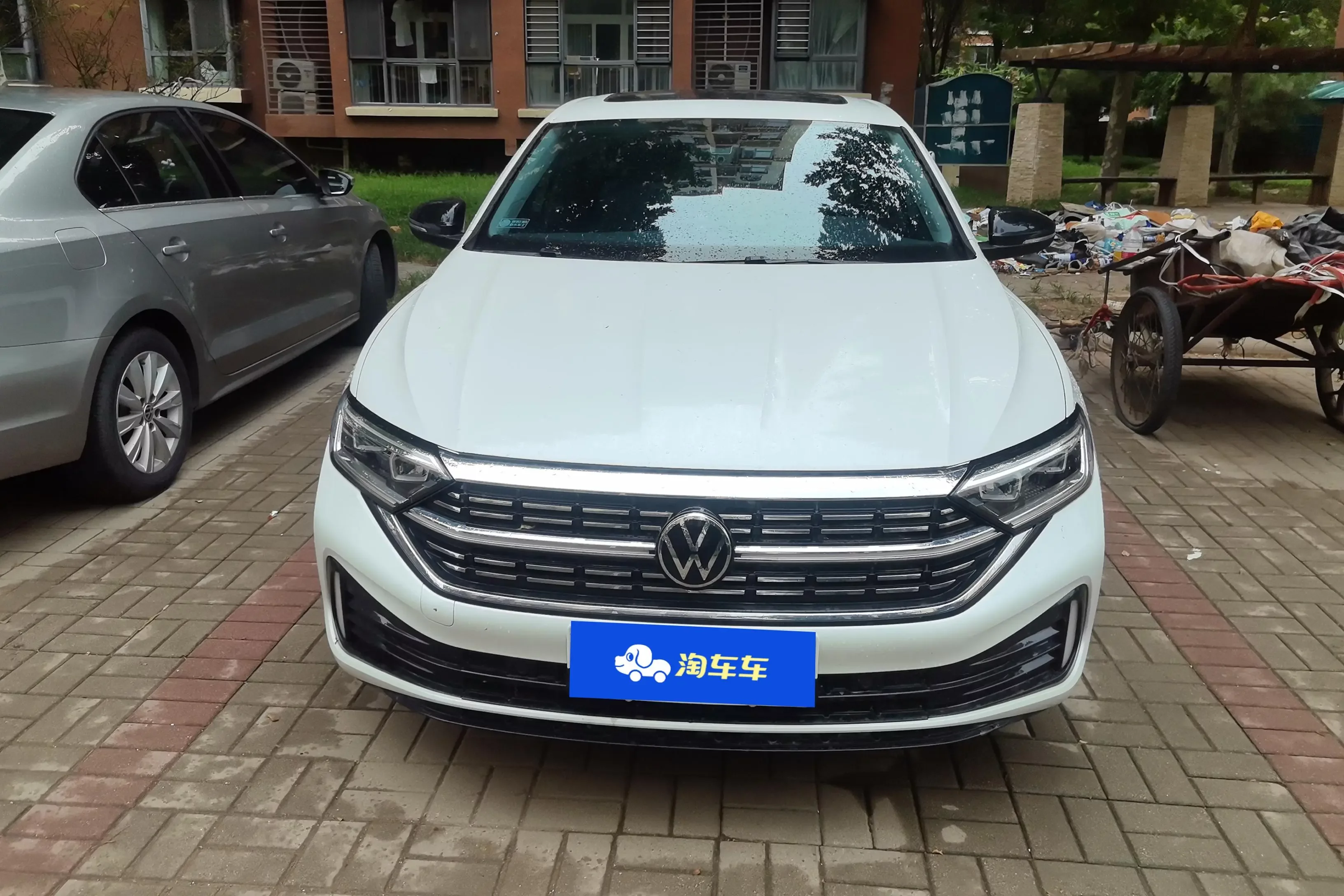 Volkswagen Sagitar