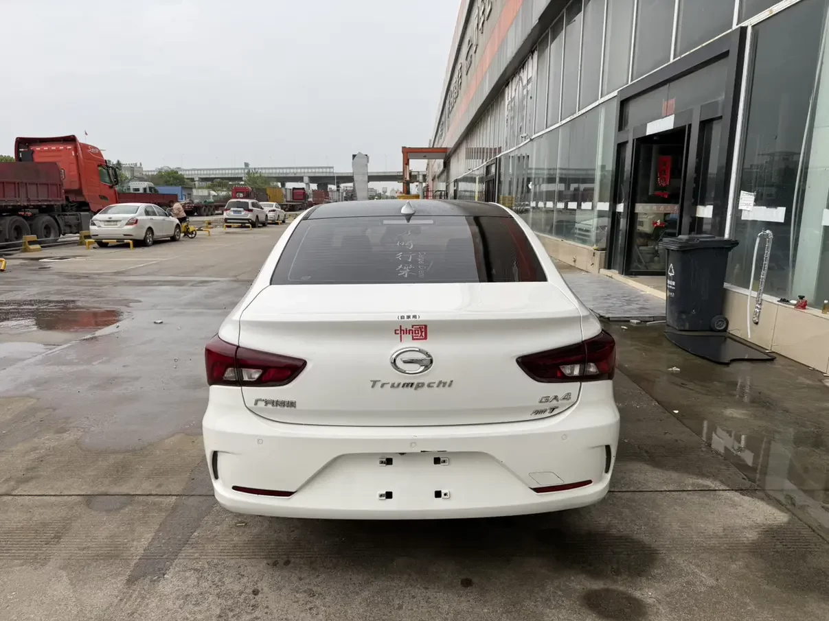 GAC Trumpchi GA4
