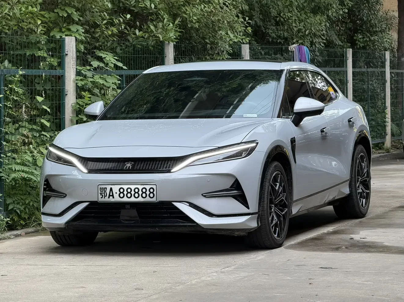 BYD Song L EV