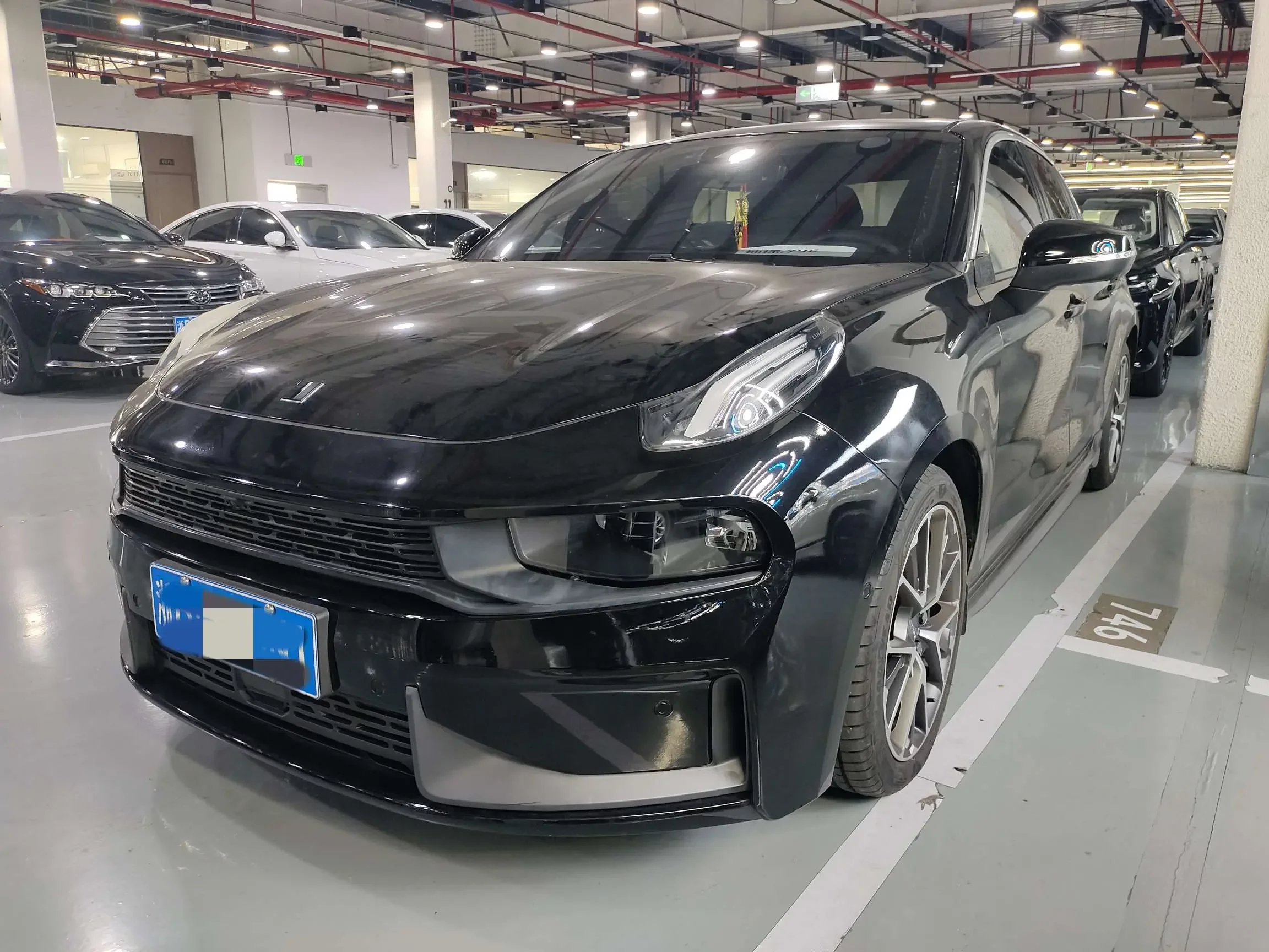 Lynk & Co 03