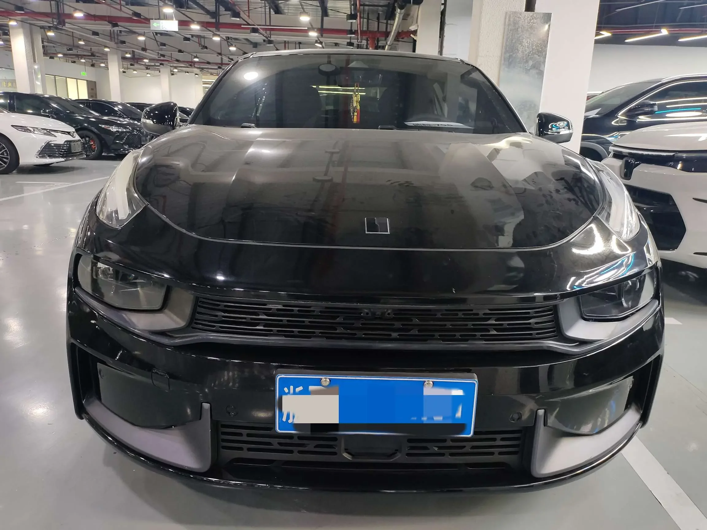 Lynk & Co 03