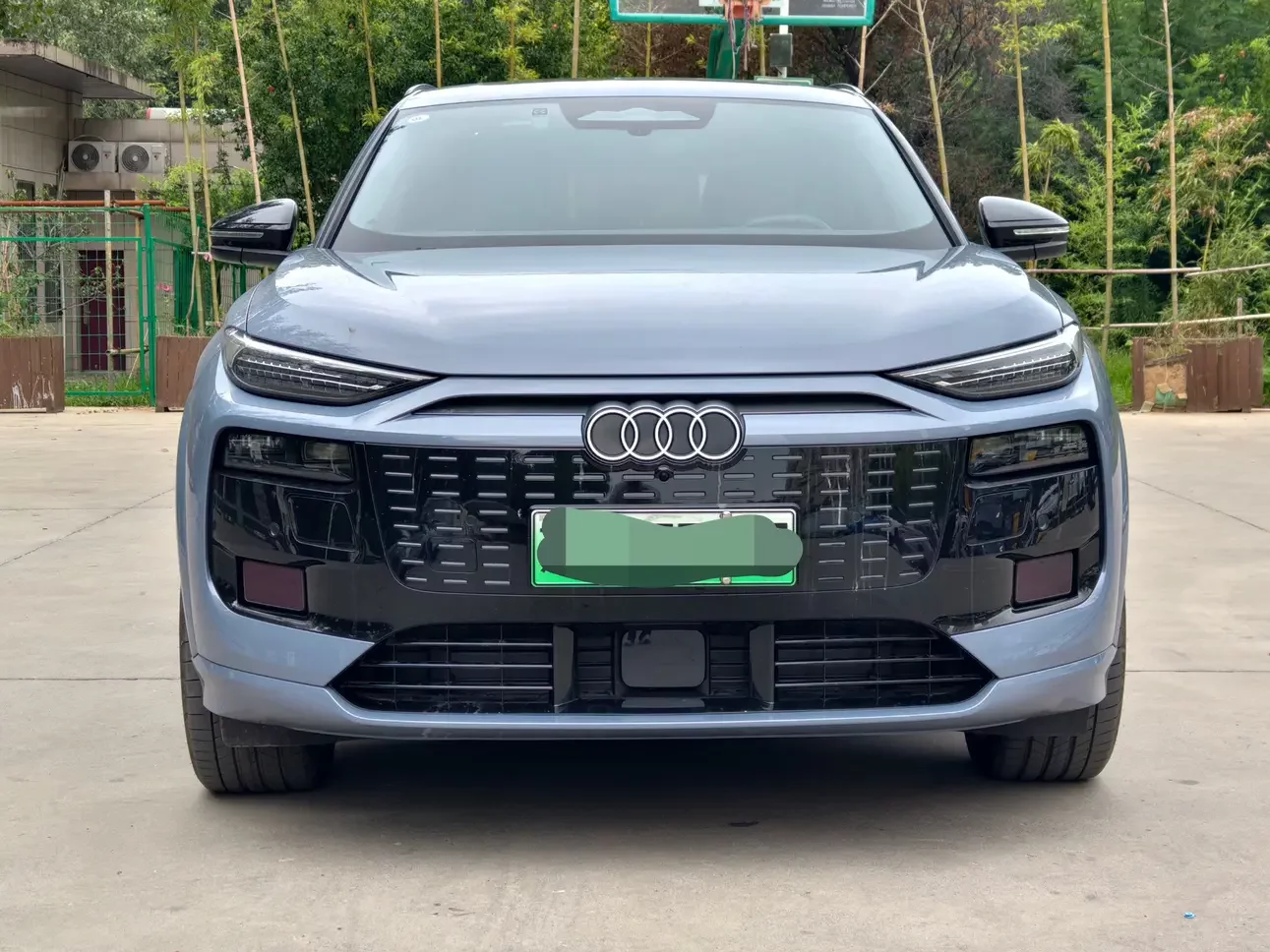 Audi Q6L e-tron