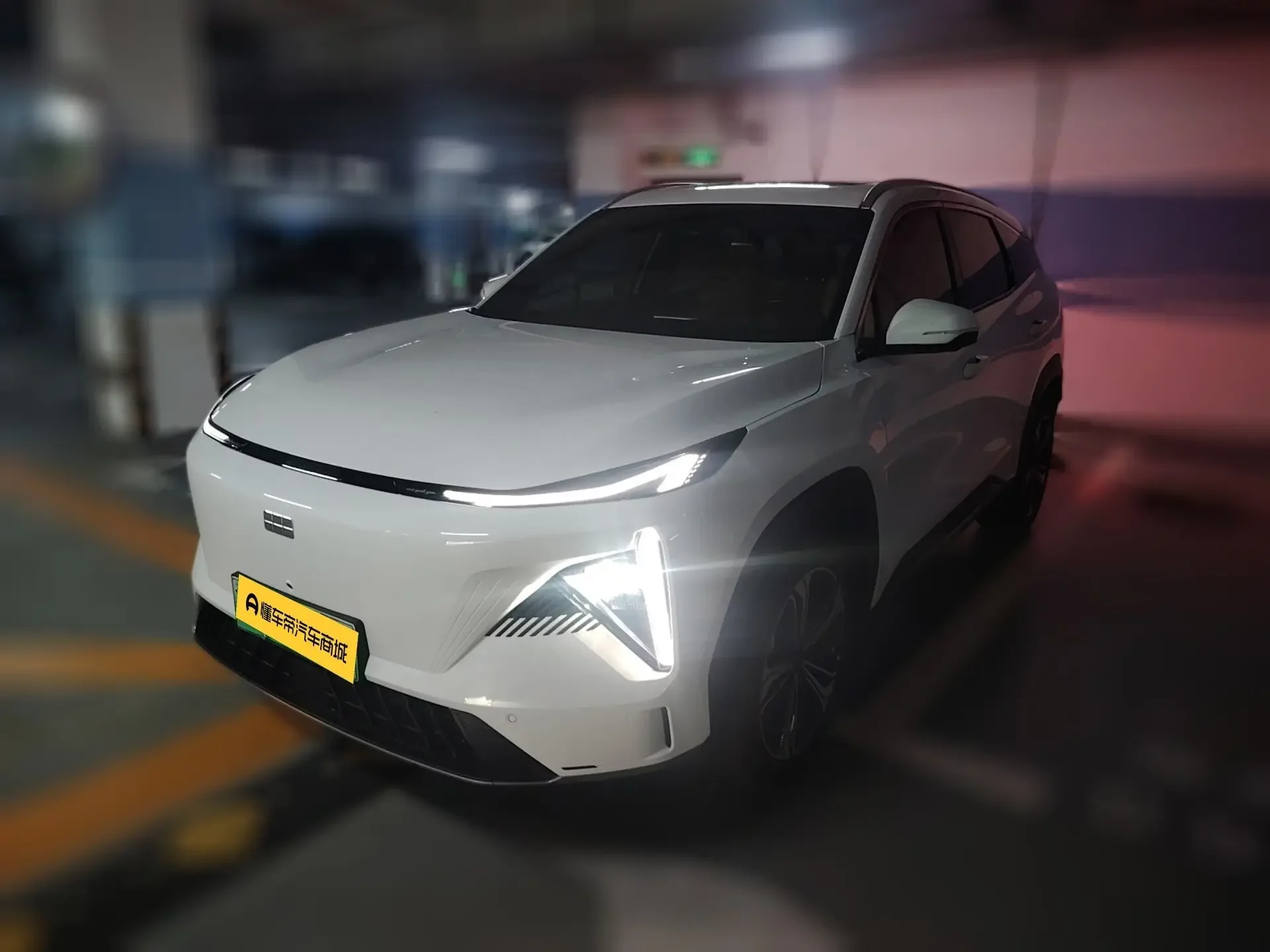 Geely Galaxy L7