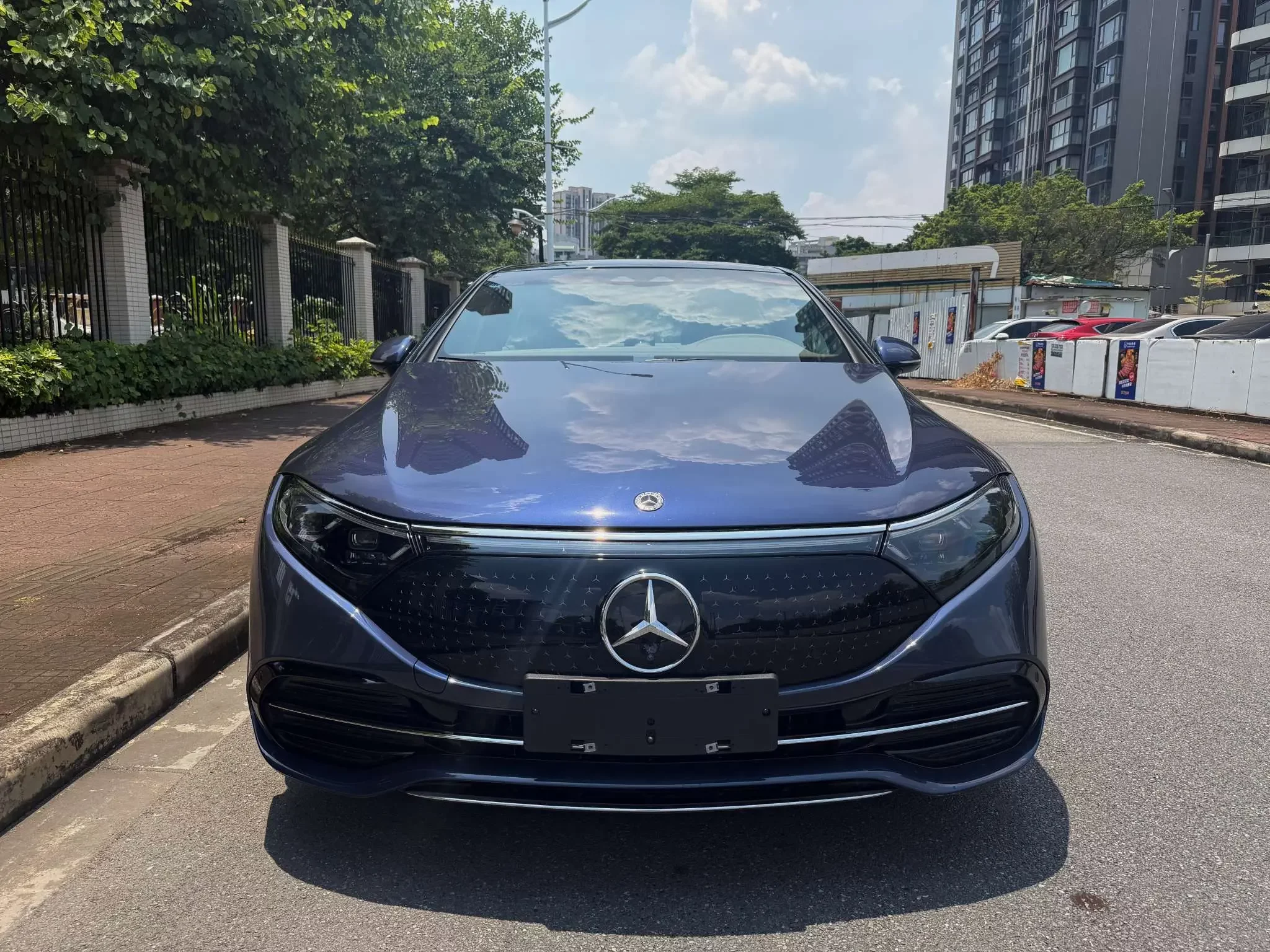 Mercedes-Benz EQS
