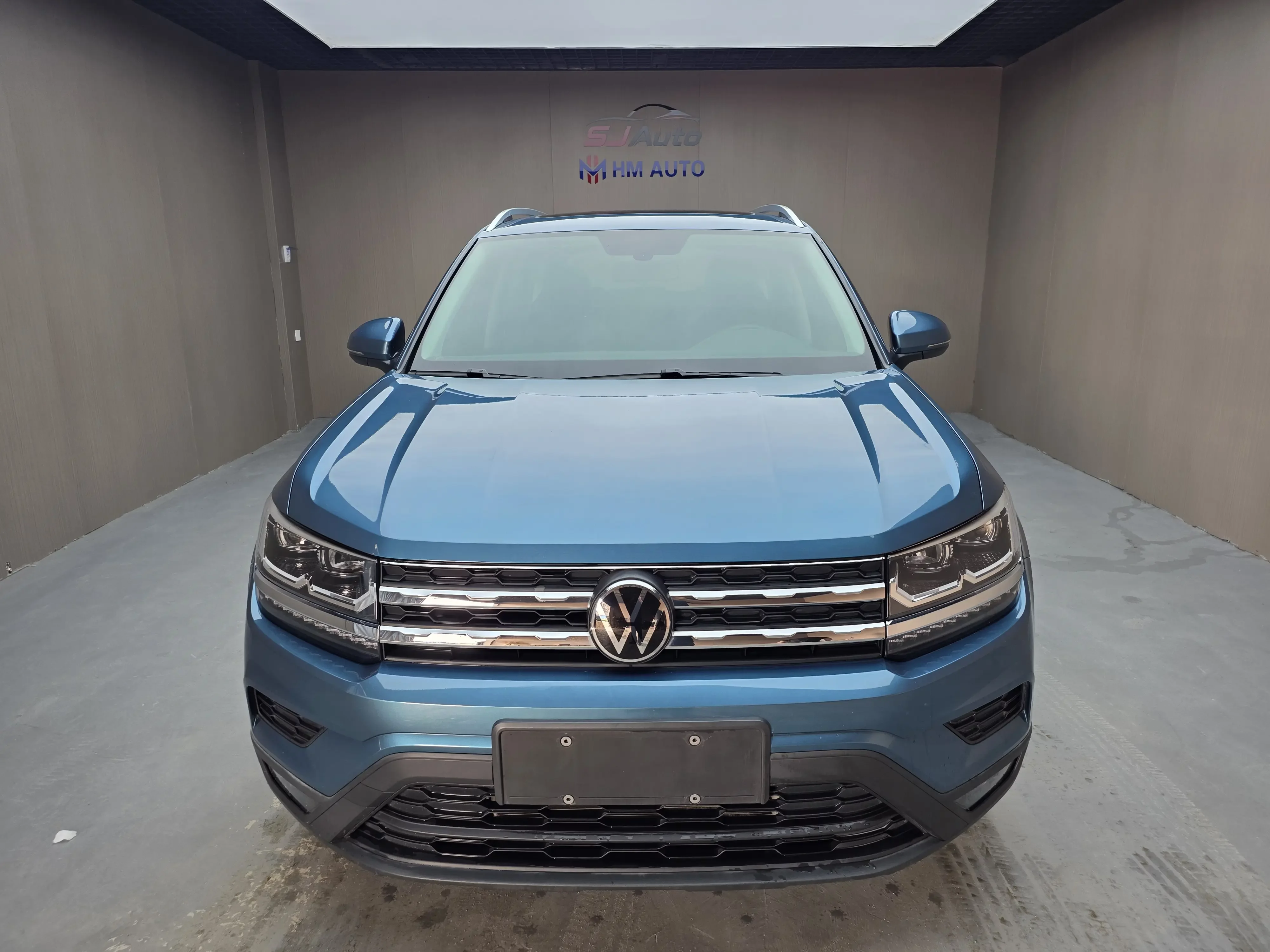 Volkswagen Tharu