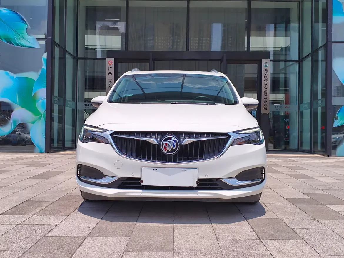 Buick GL6