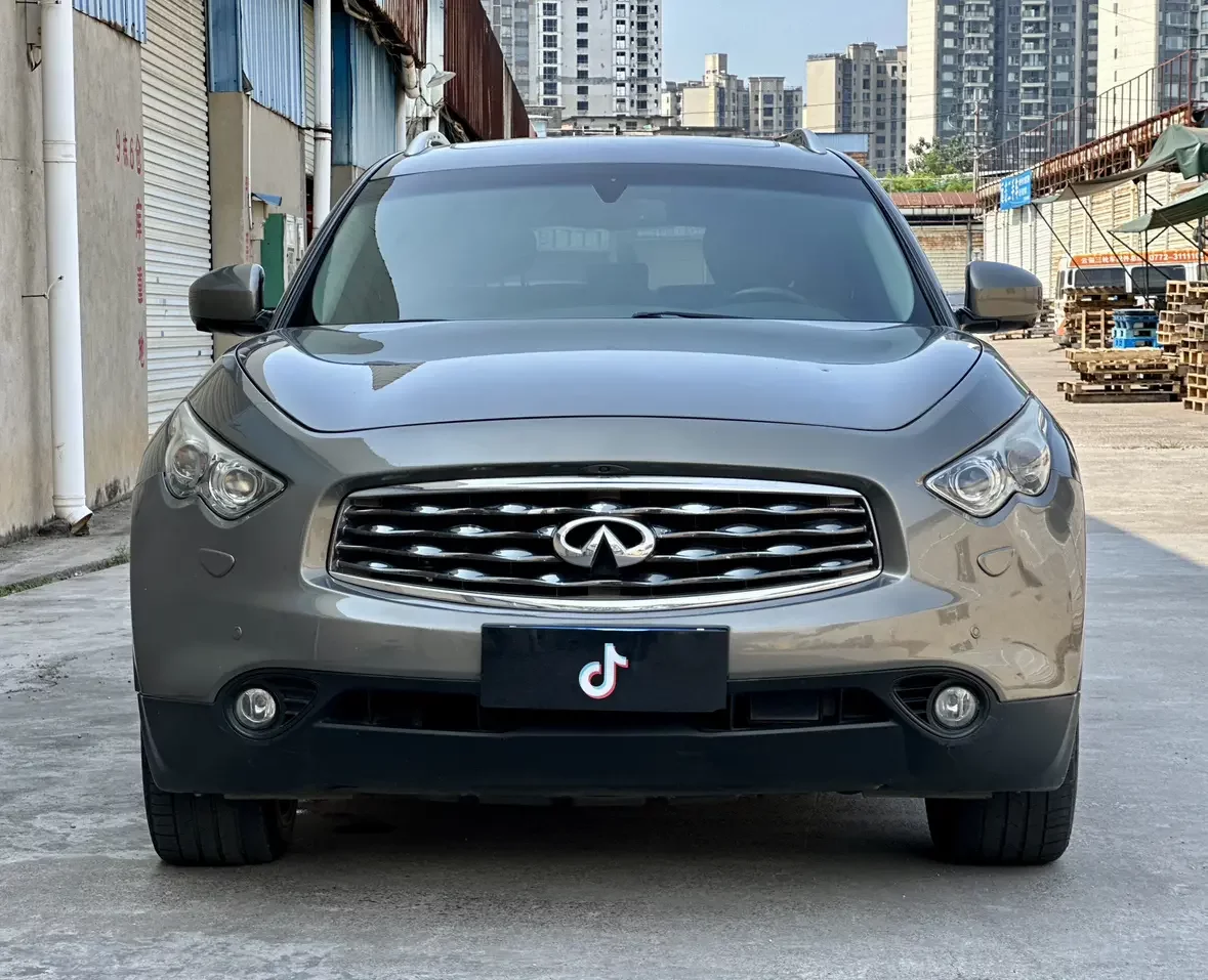Infiniti FX