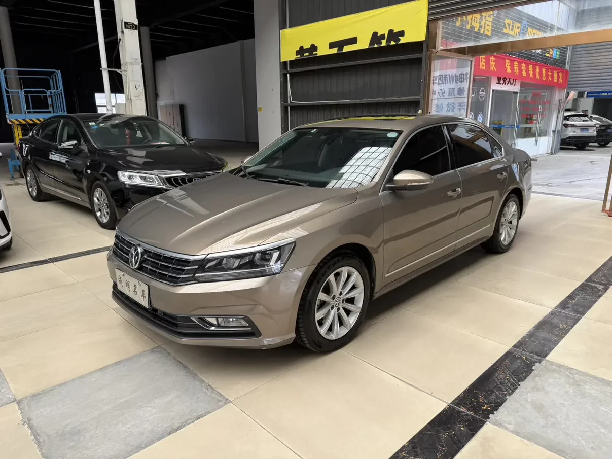 Volkswagen Passat