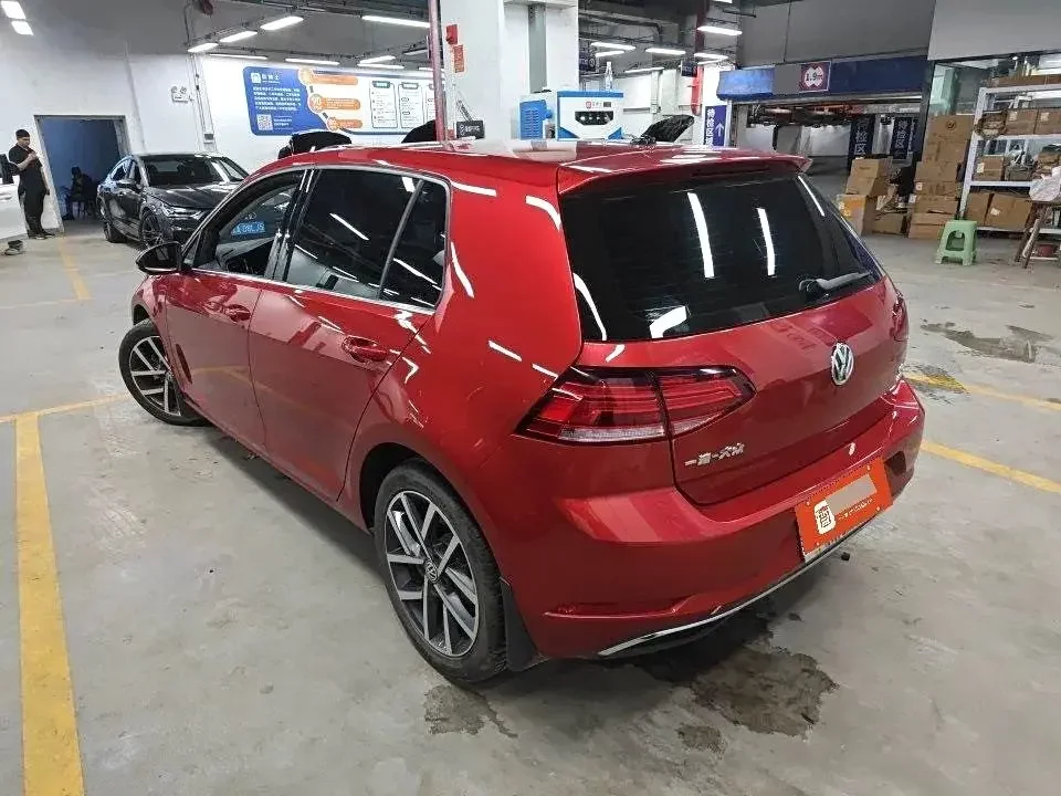 Volkswagen golf