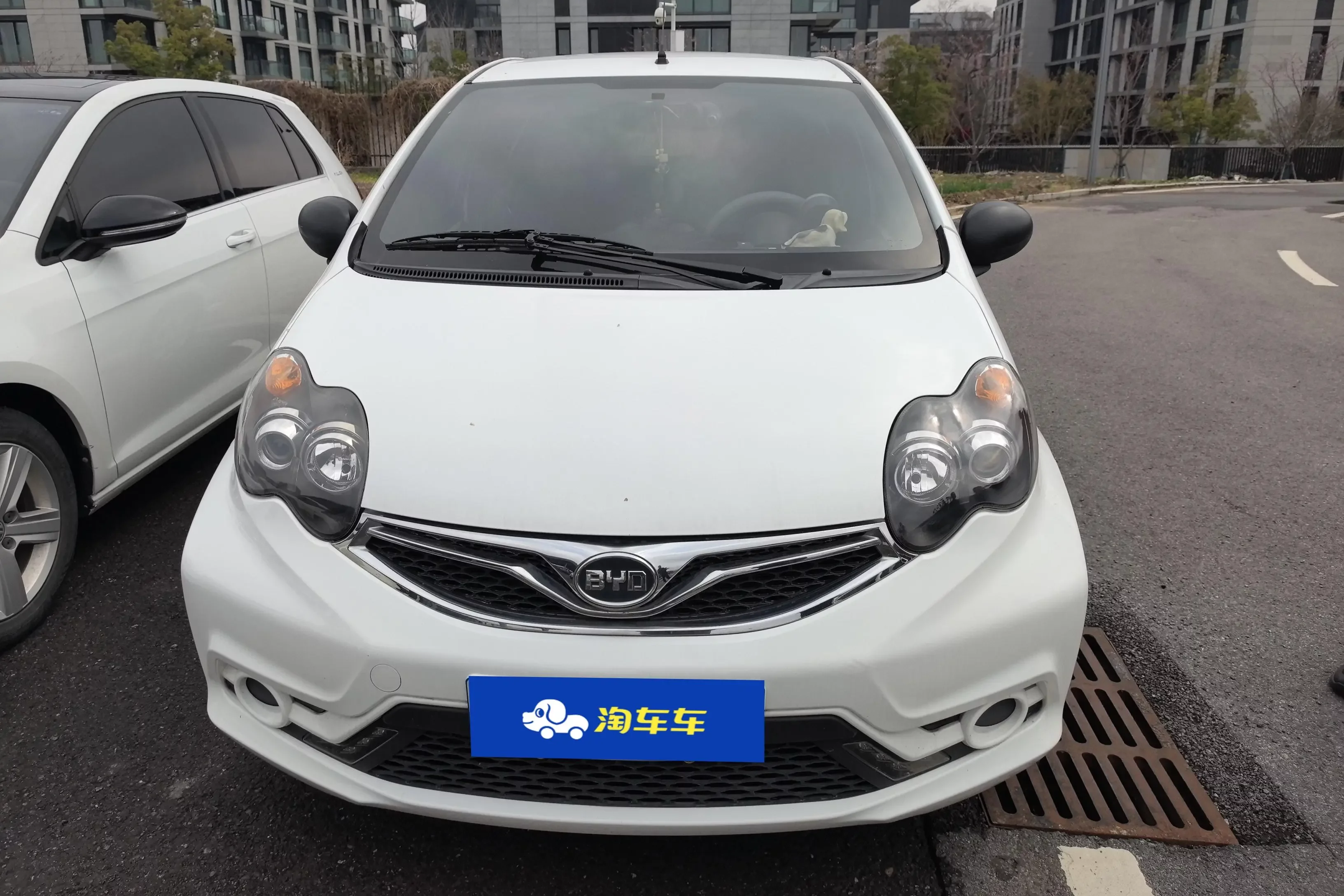 BYD F0