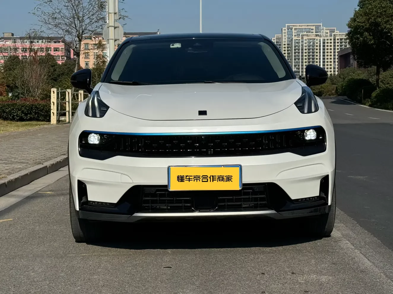 Lynk & Co 05
